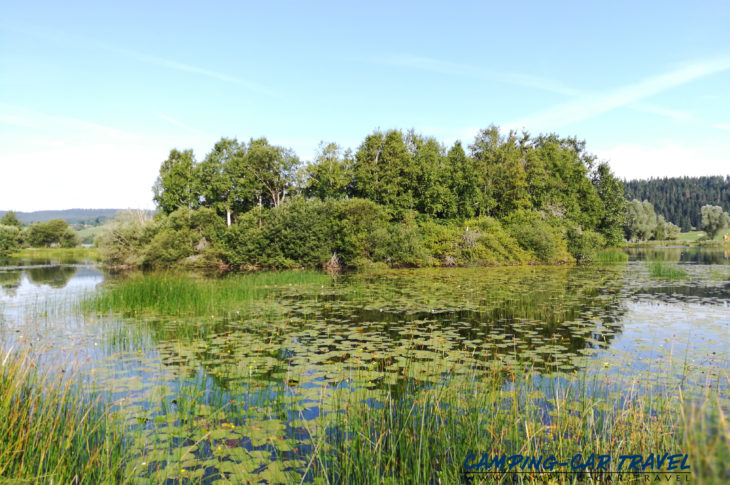 aire services camping car Labergement-Sainte-Marie Lac de Remoray Doubs