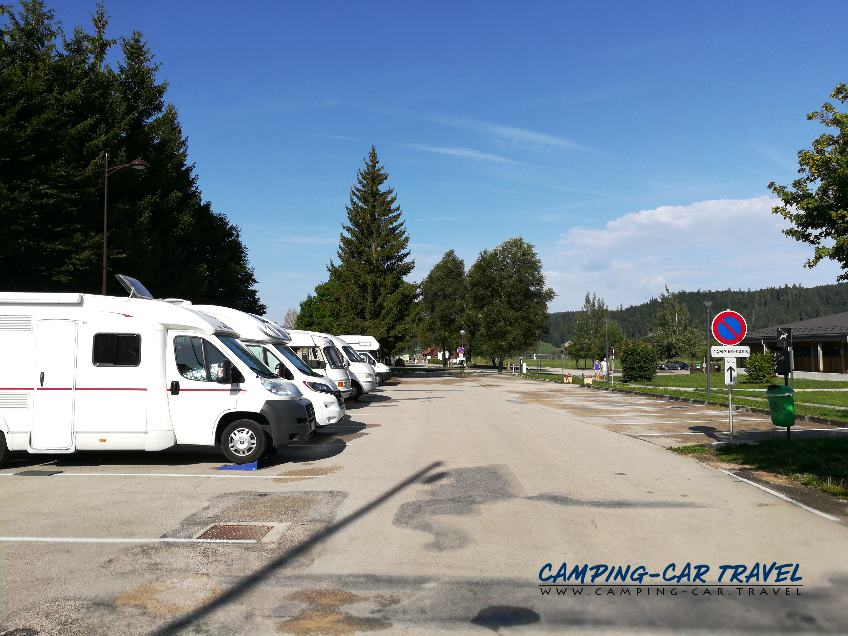 aire services camping car Labergement-Sainte-Marie Lac de Remoray Doubs