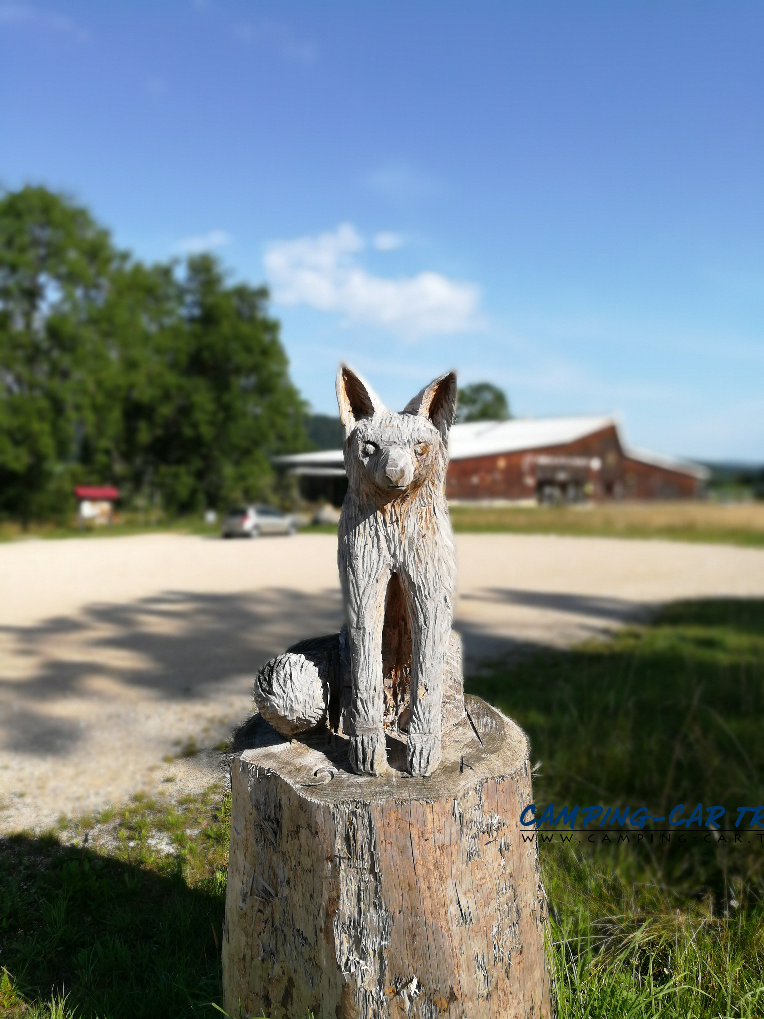 aire services camping car Labergement-Sainte-Marie Lac de Remoray Doubs