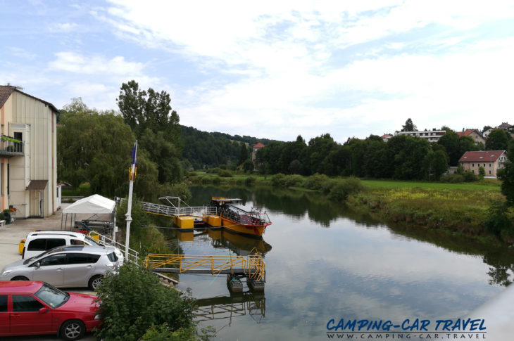 aire services camping car Villers-le-Lac Doubs