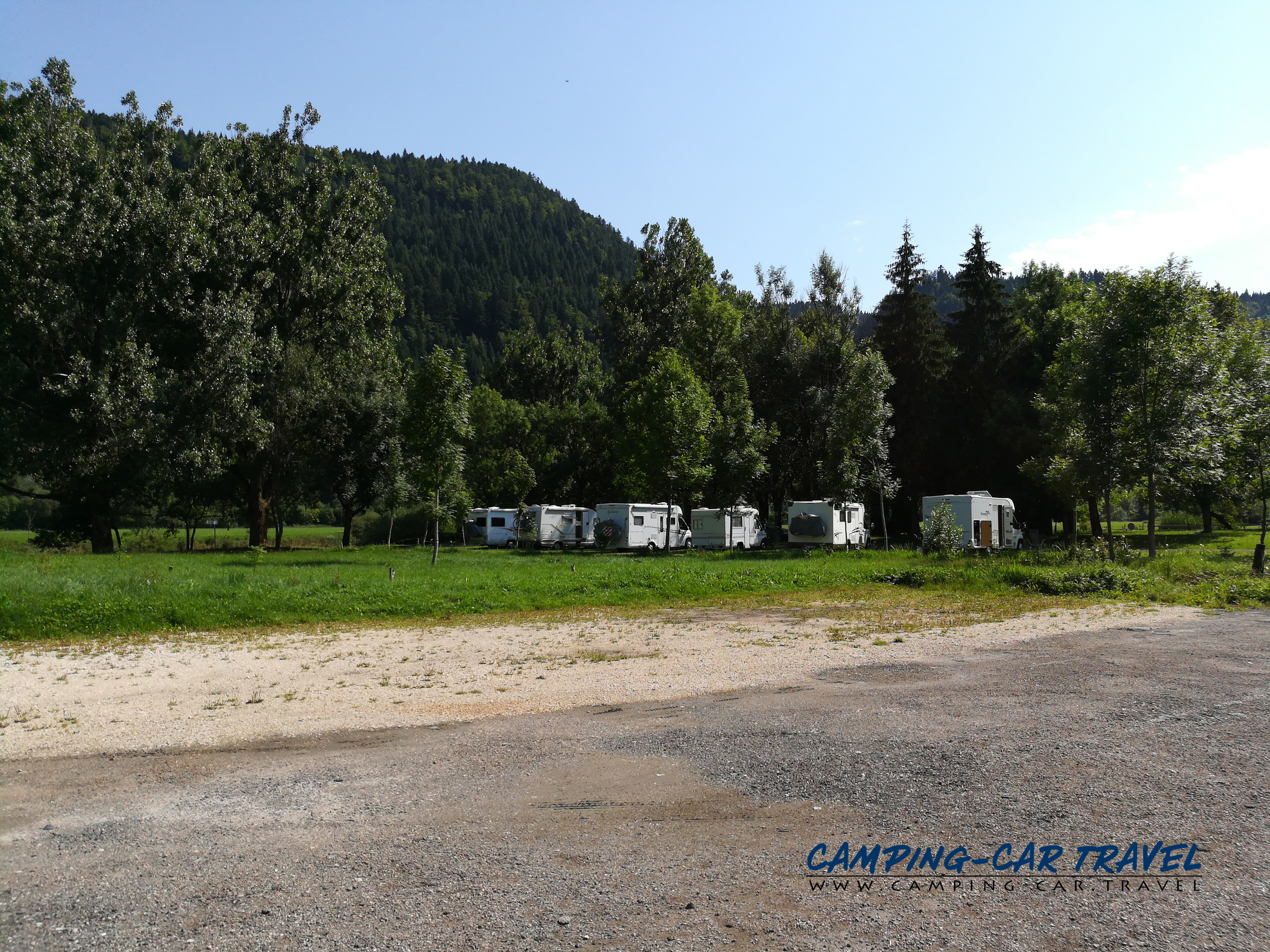 aire services camping car Villers-le-Lac Doubs