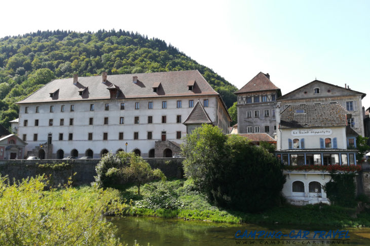 aire services camping car Saint-Hippolyte Doubs