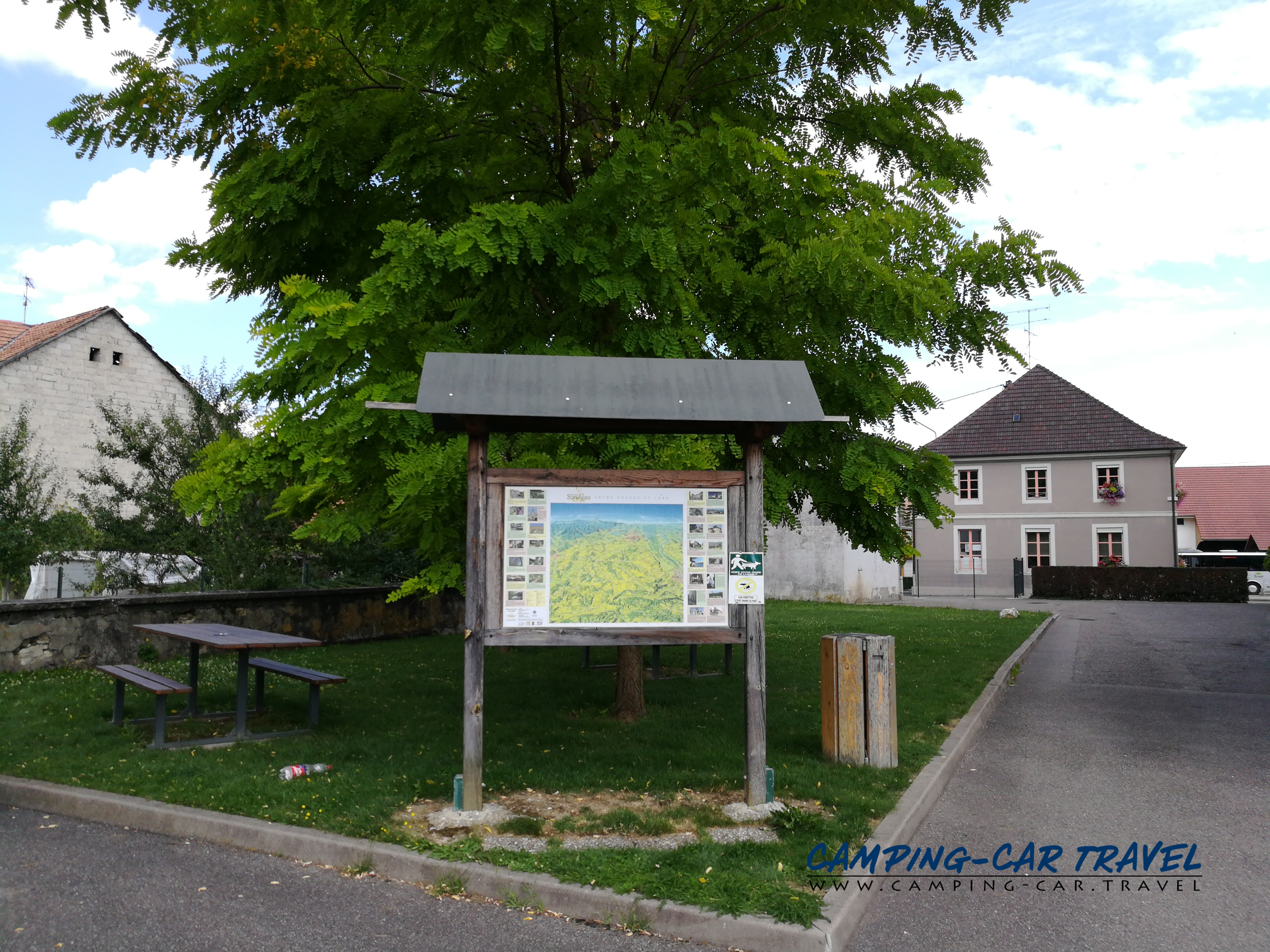 aire services camping car Oltingue Haut-Rhin