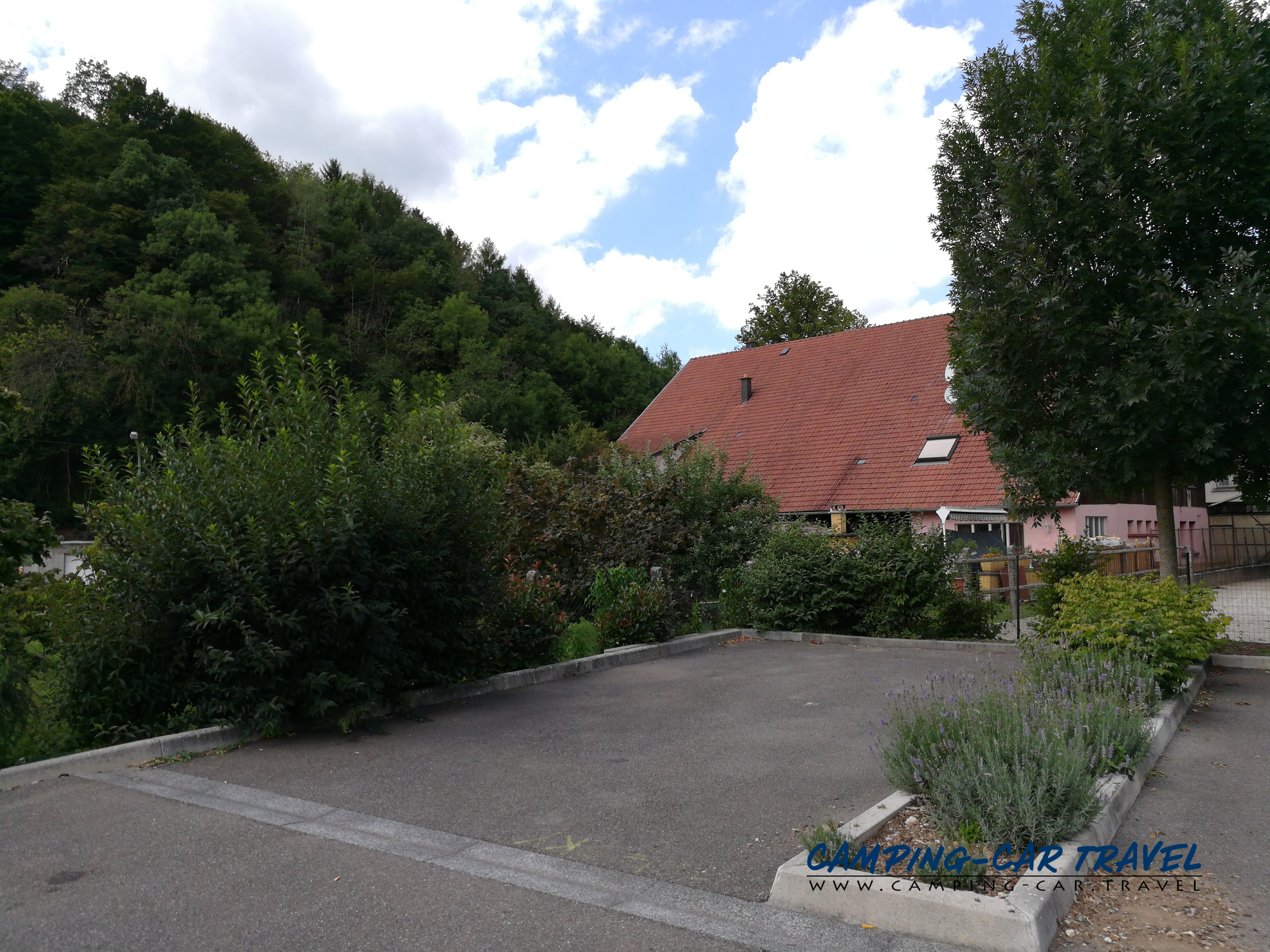 aire services camping car Oltingue Haut-Rhin