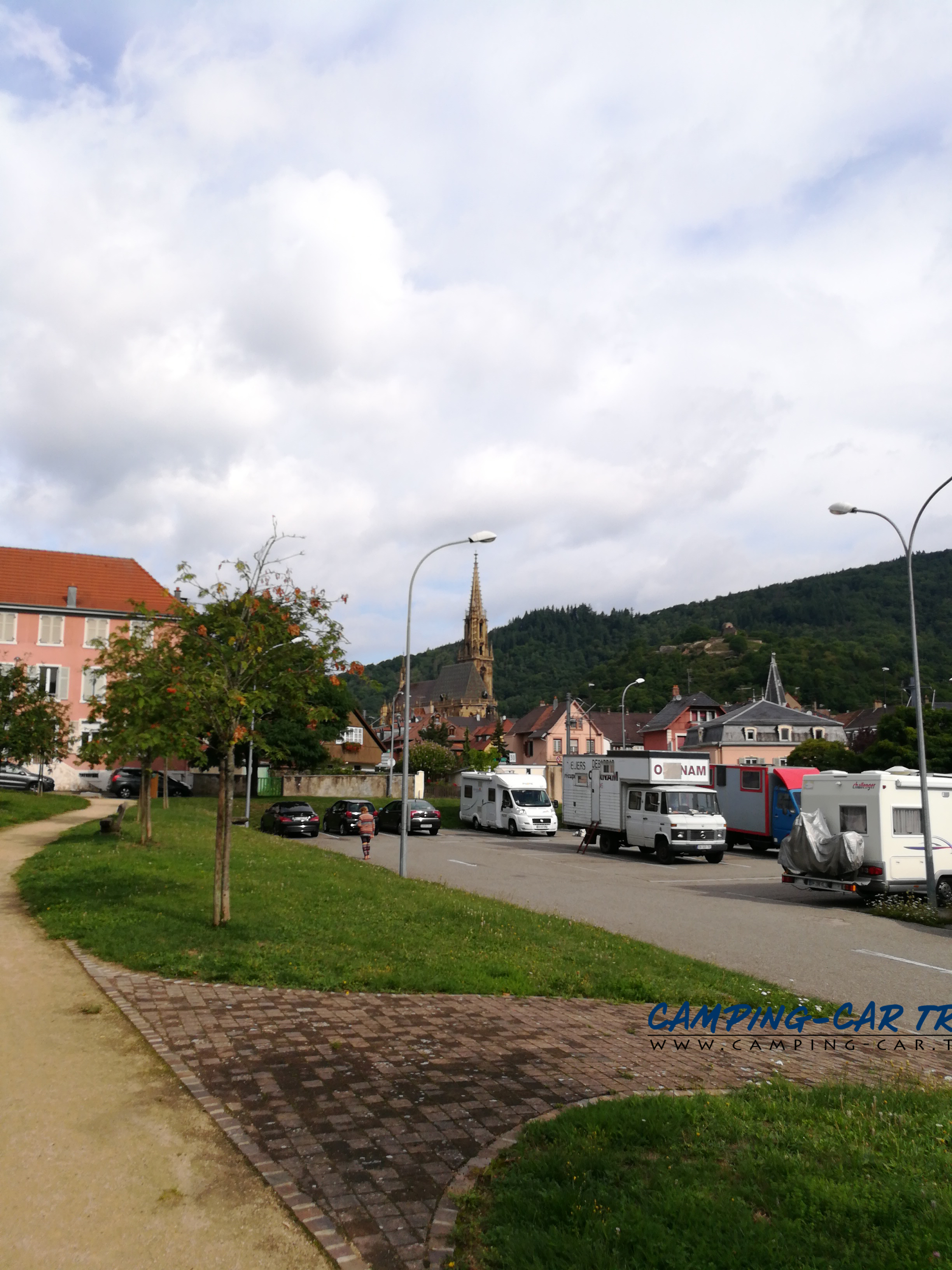 aire services camping car Thann Haut-Rhin