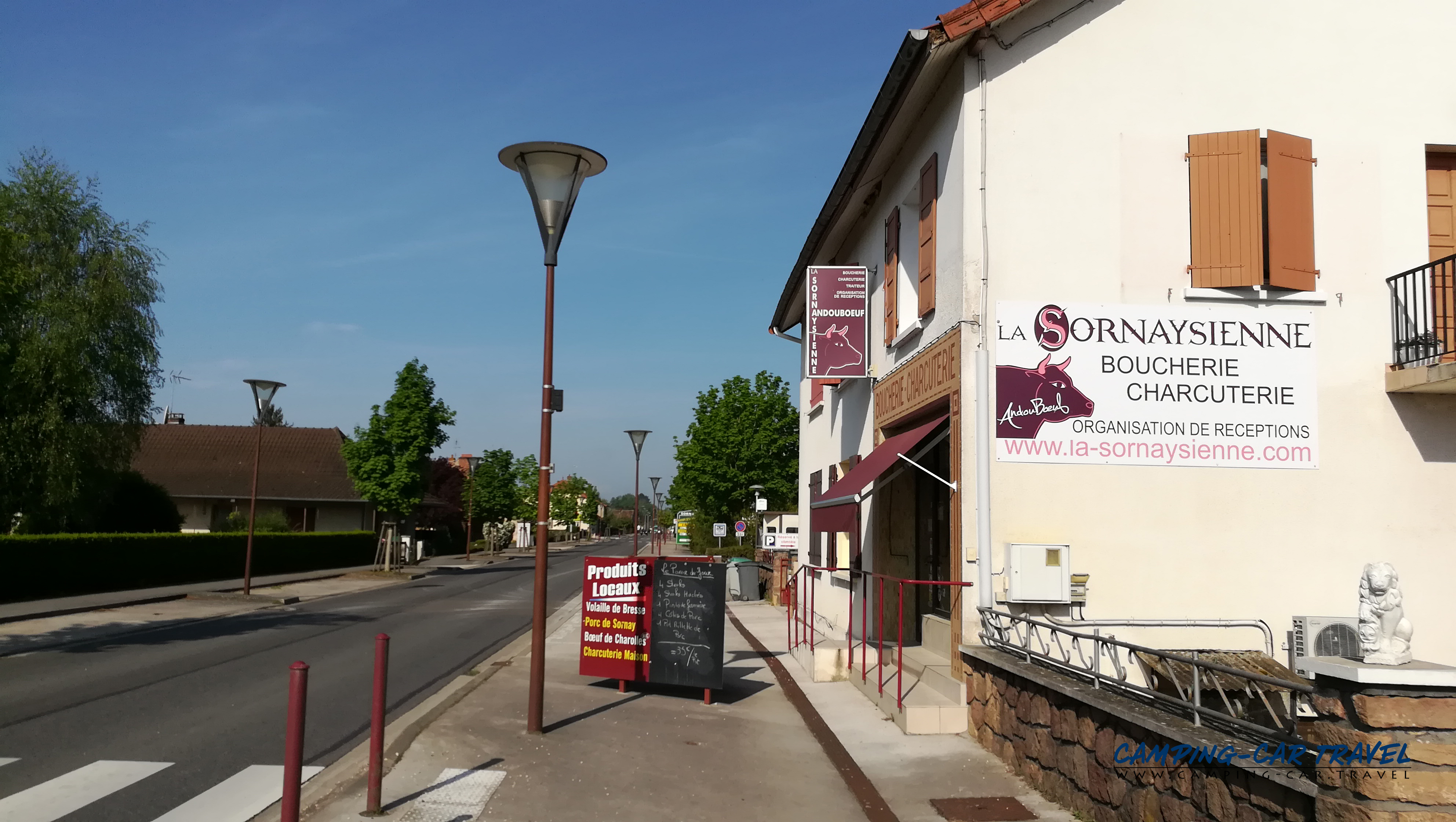 aire services camping car Sornay Saône-et-Loire