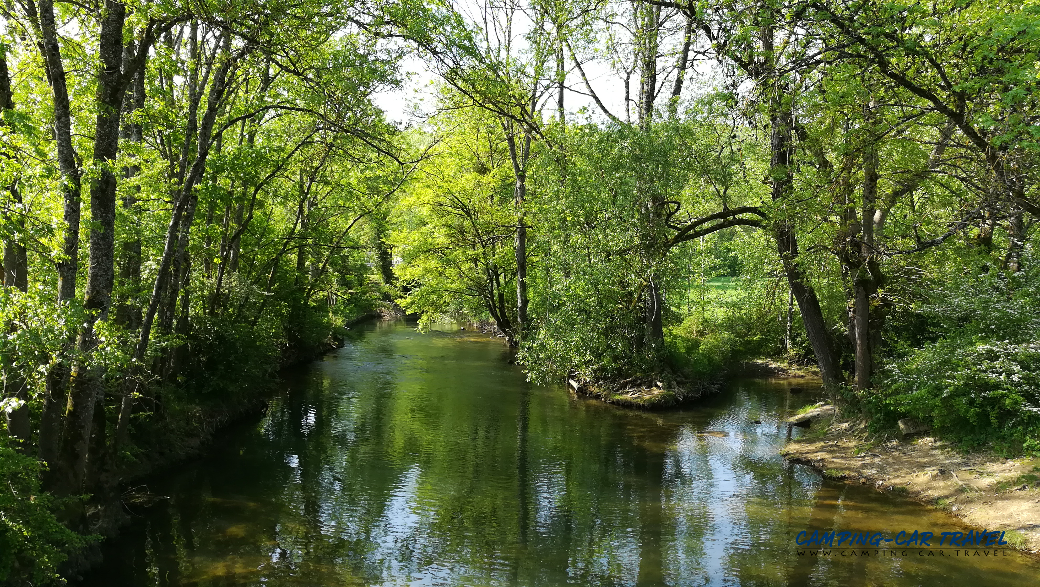 aire services camping car Velars-sur-Ouche Côte-d'Or