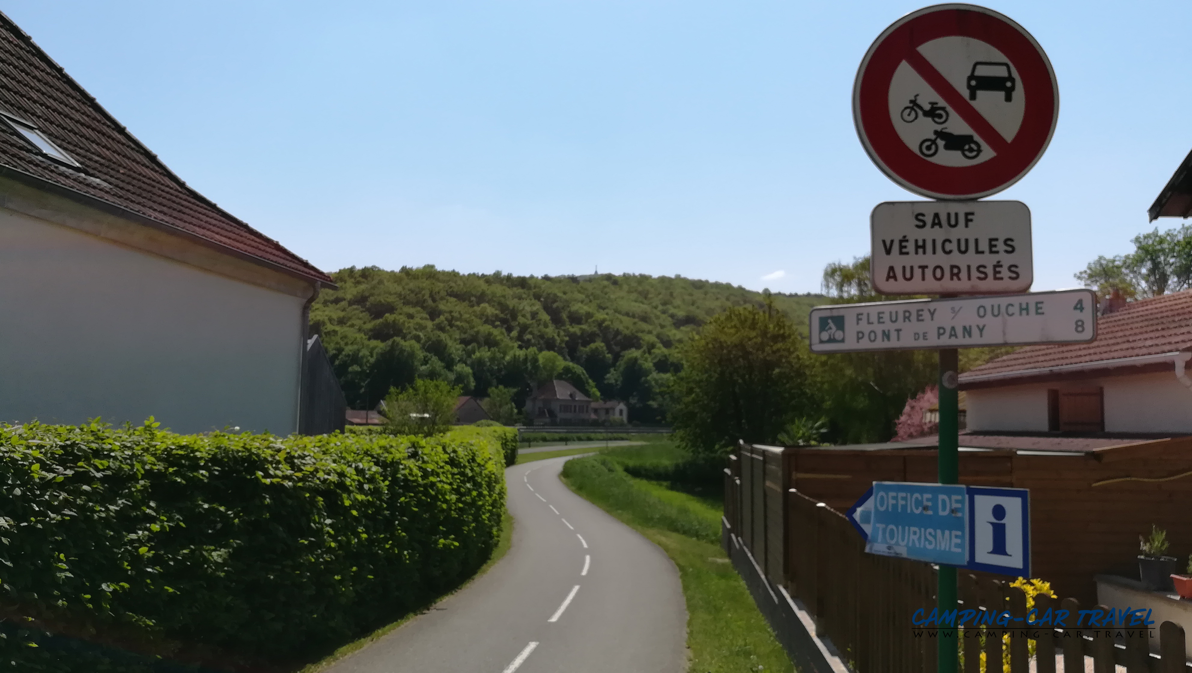 aire services camping car Velars-sur-Ouche Côte-d'Or