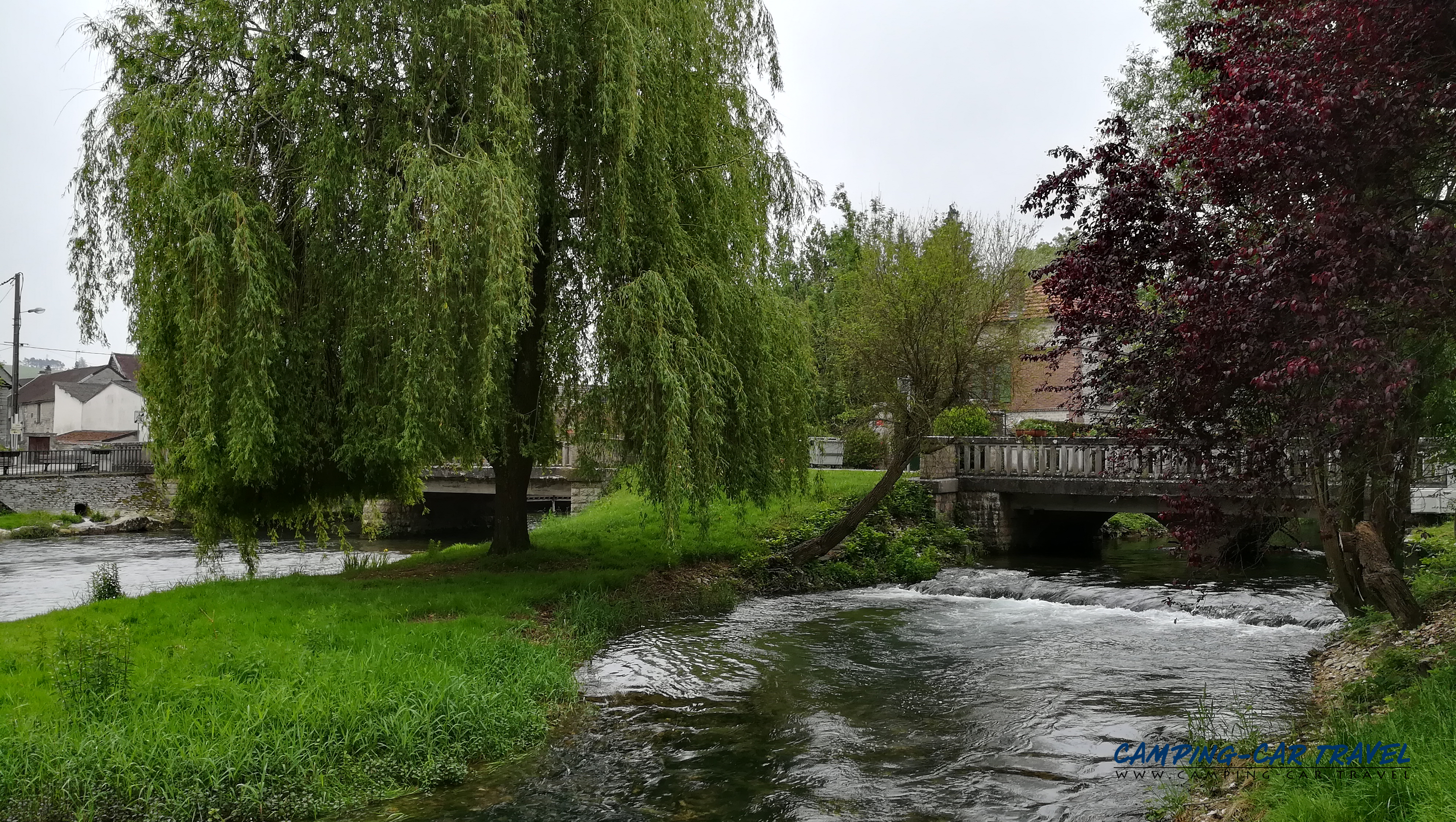 aire services camping car Buxeuil Aube