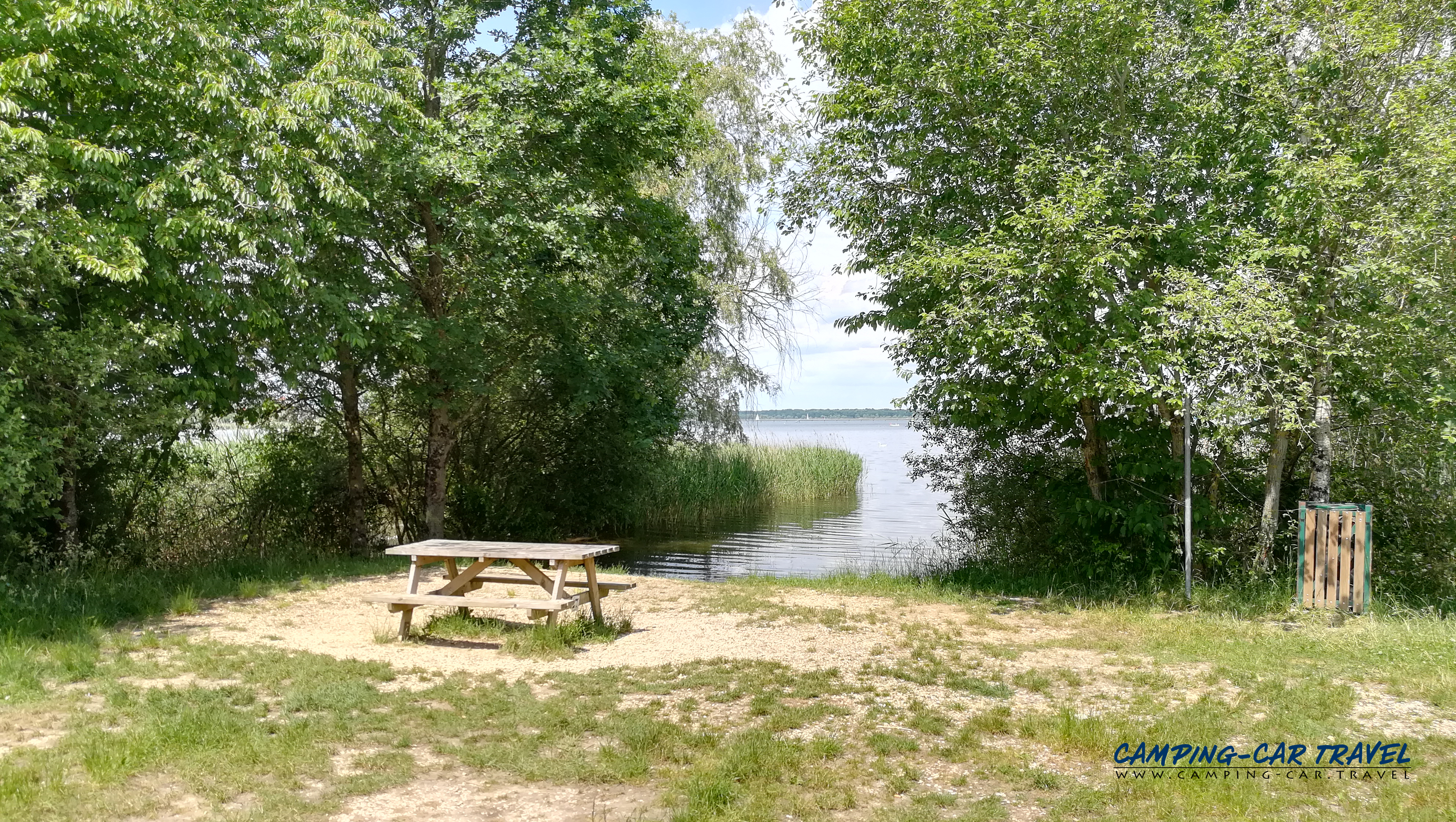 stationnement gratuit camping car lac du der marne haute marne