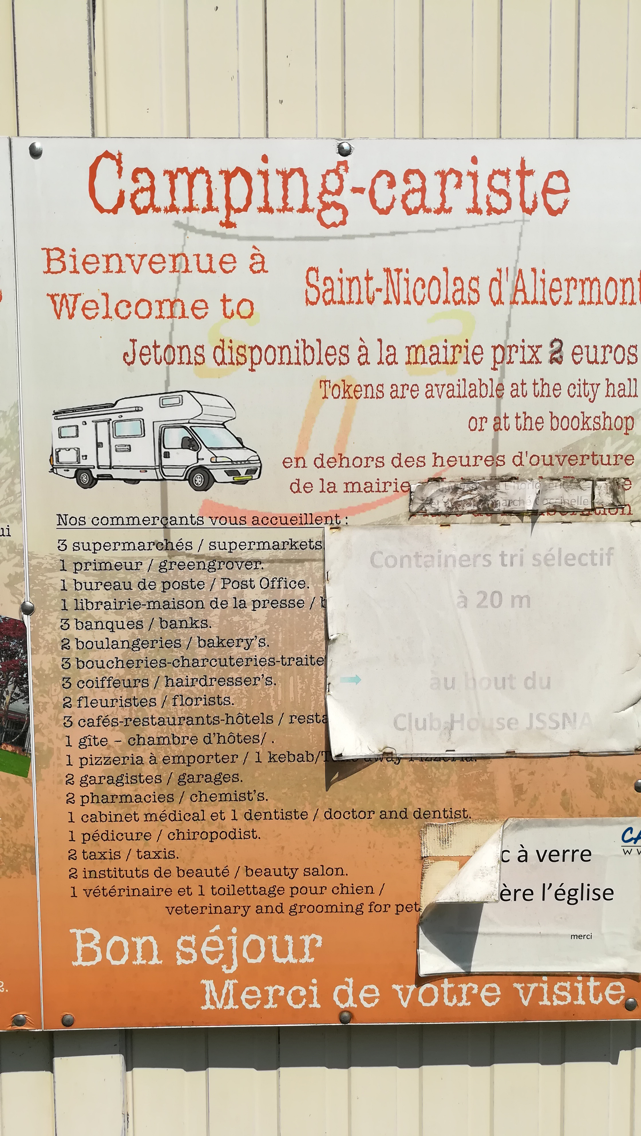 Saint-Nicolas d'Aliermont aire de services pour camping car de Saint-Nicolas d'Aliermont en Seine-Maritime Normandie