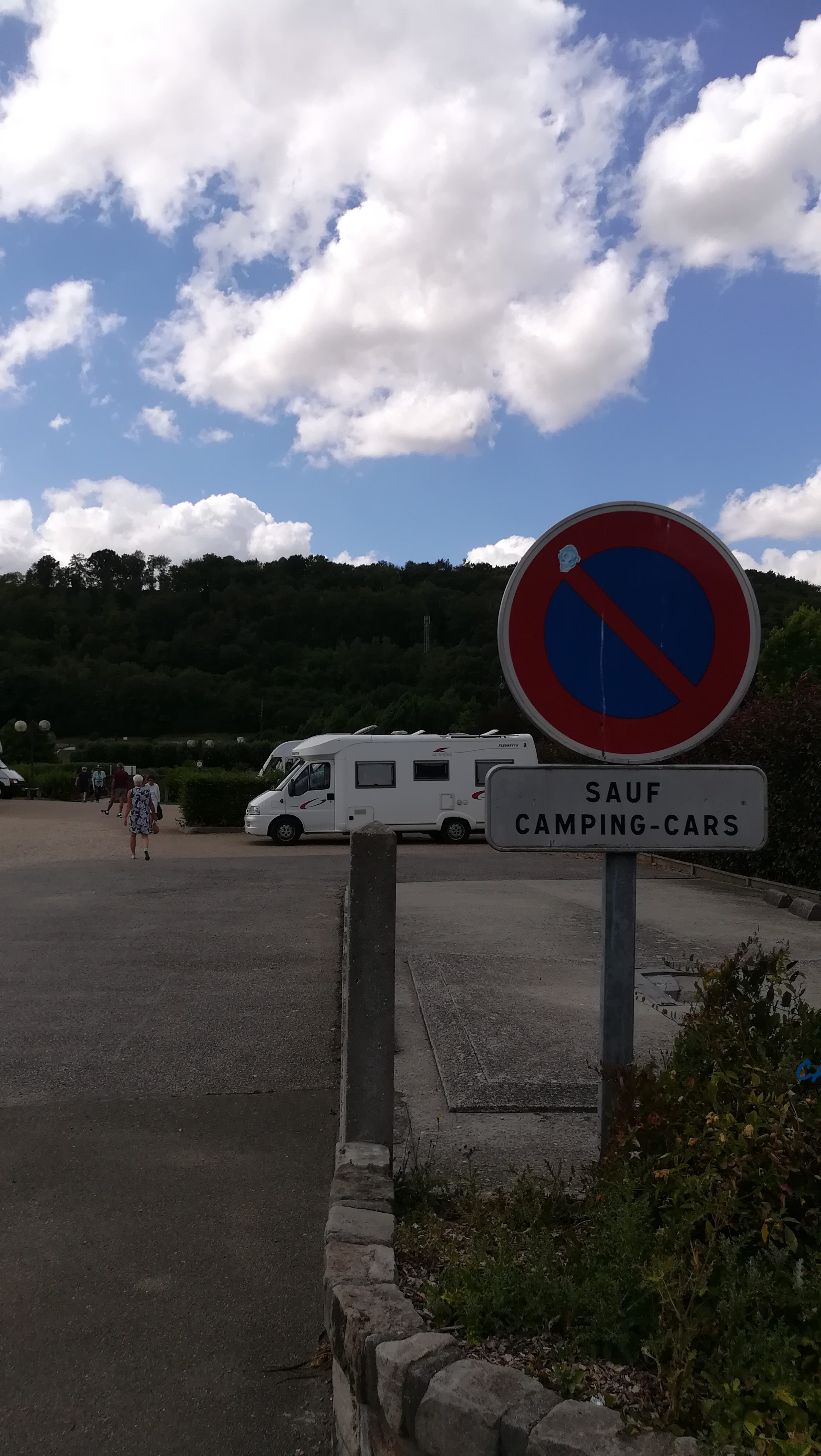 aire services camping car Montville Seine-Maritime