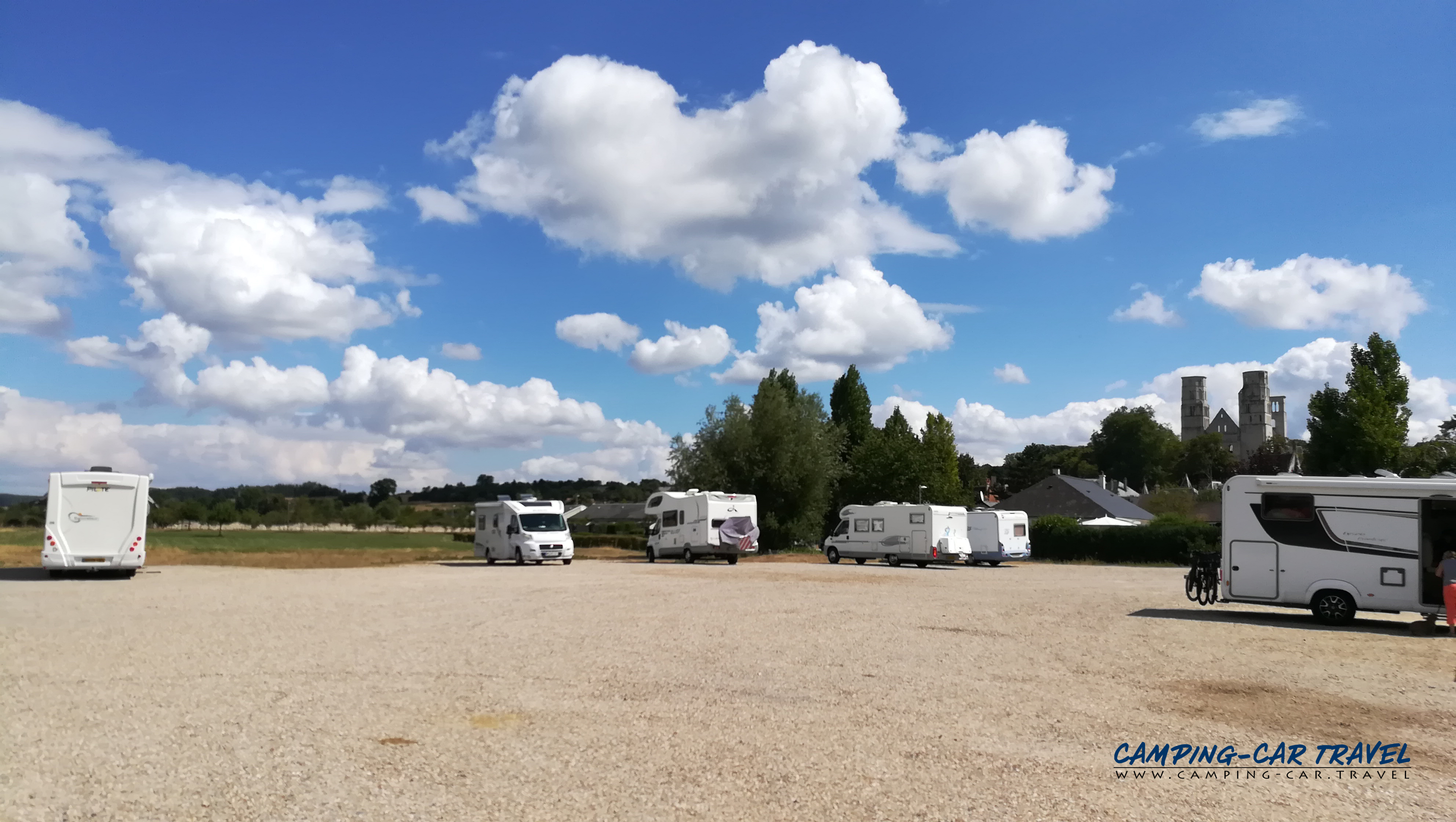 aire services camping car Jumièges Seine-Maritime Normandie