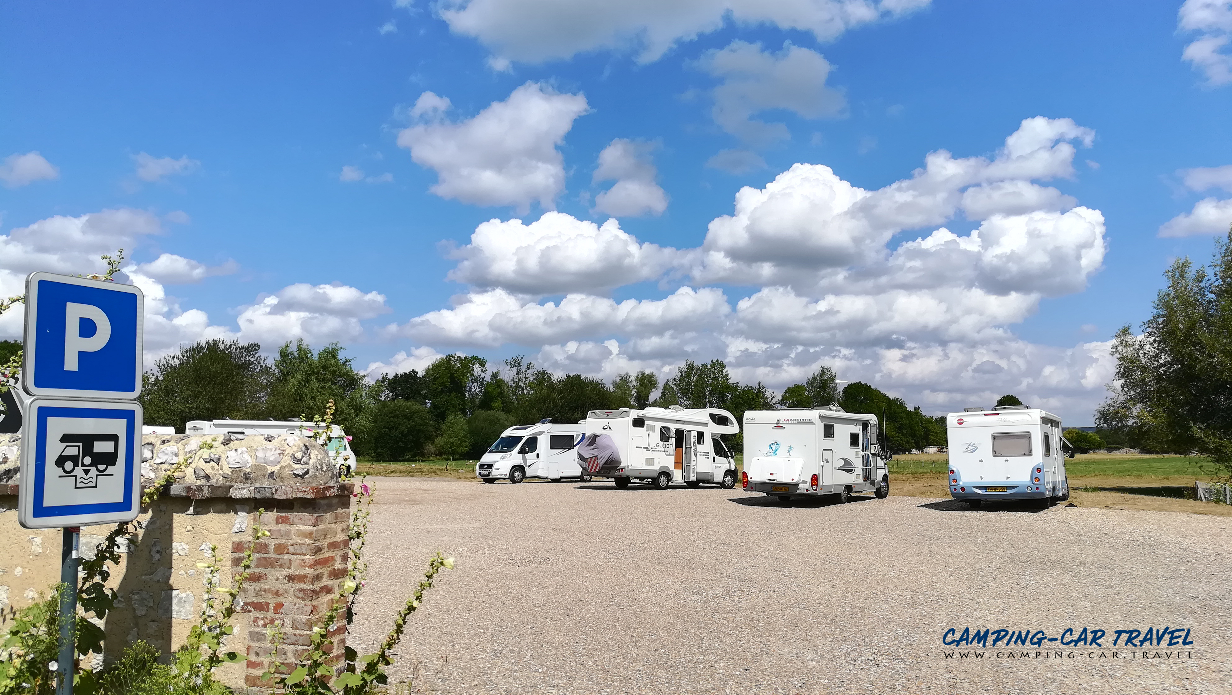 aire services camping car Jumièges Seine-Maritime Normandie