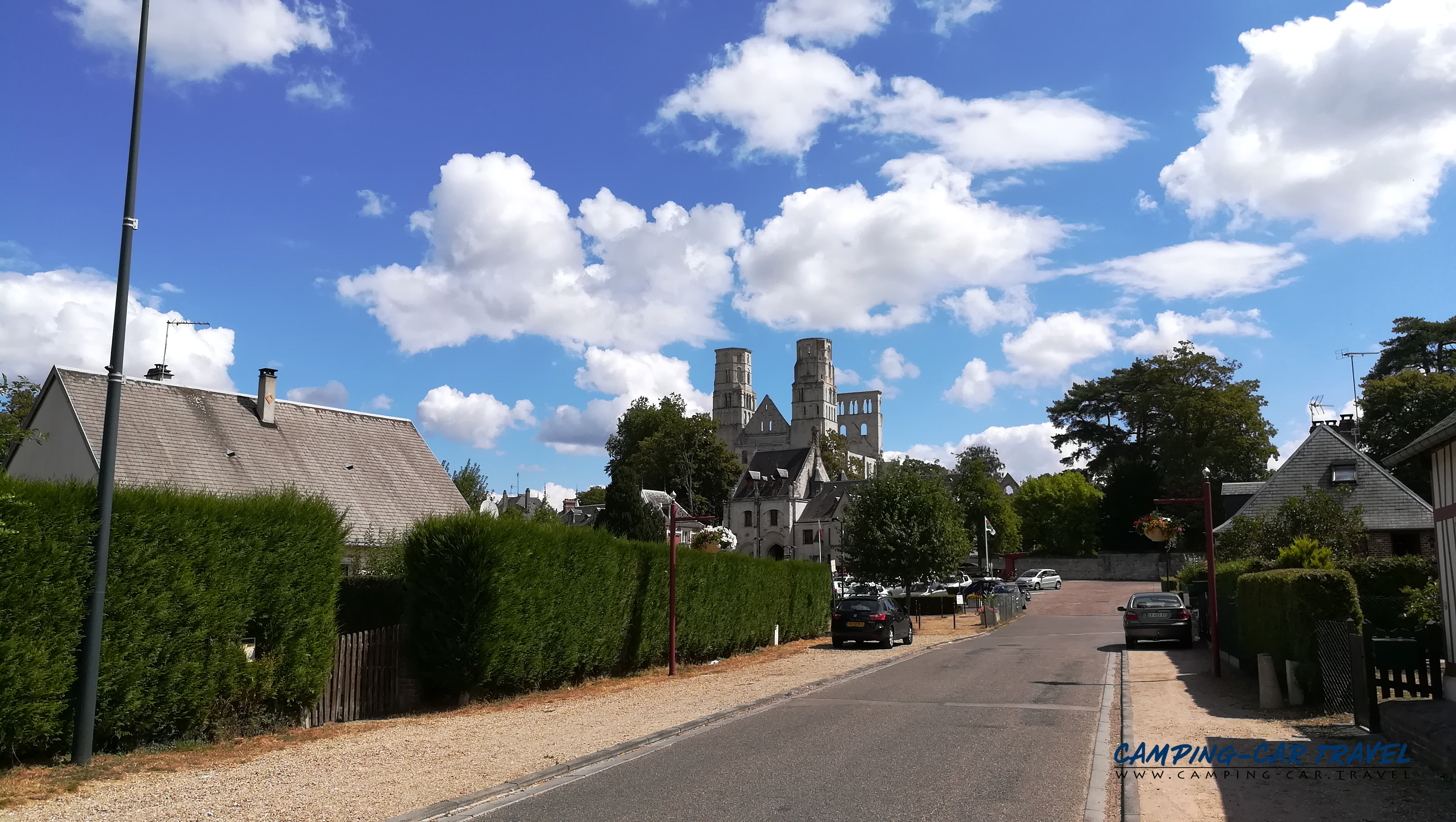 aire services camping car Jumièges Seine-Maritime Normandie