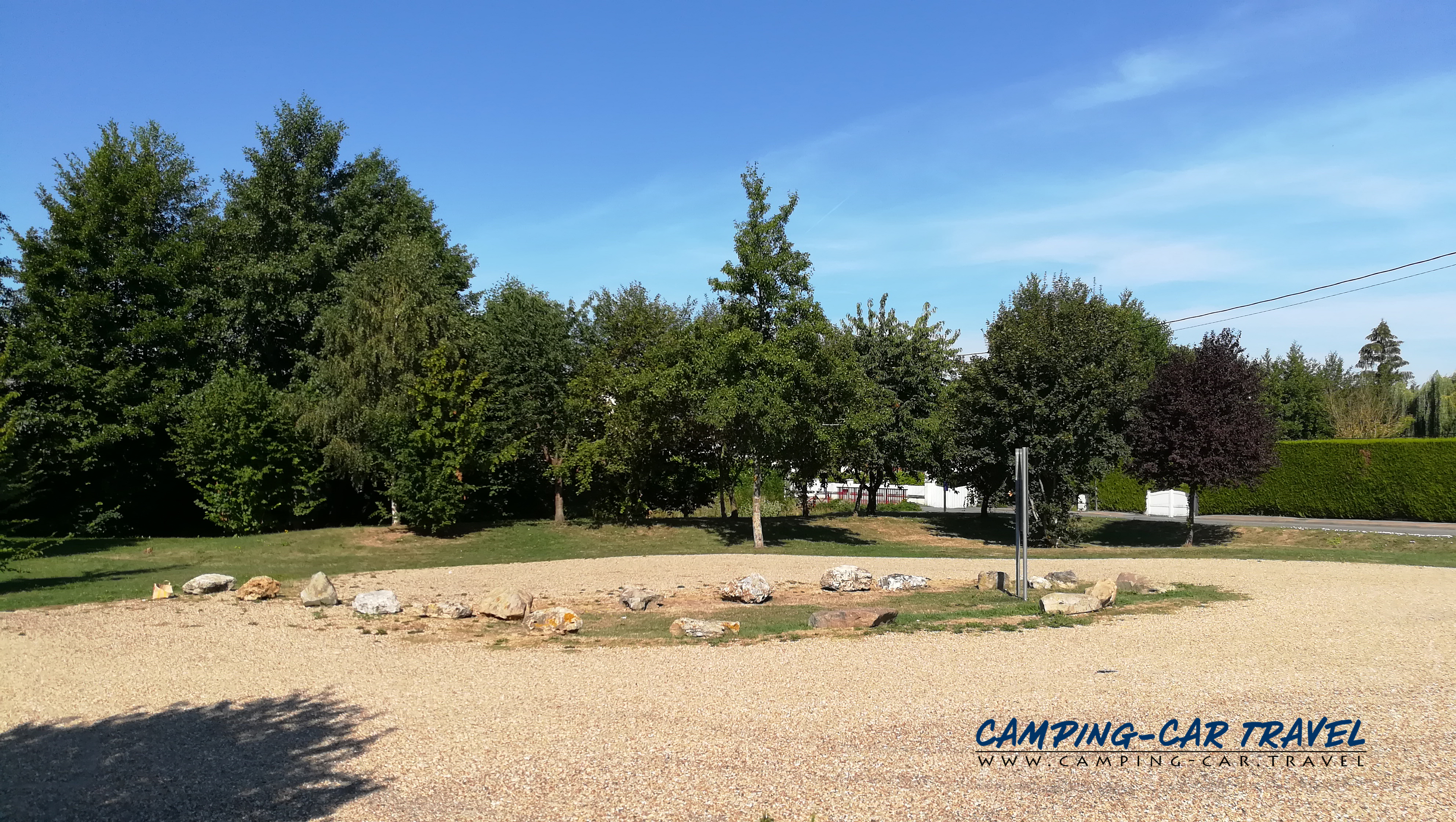 aire services camping car Saint-Pierre-lès-Elbeuf Seine-Maritime Normandie