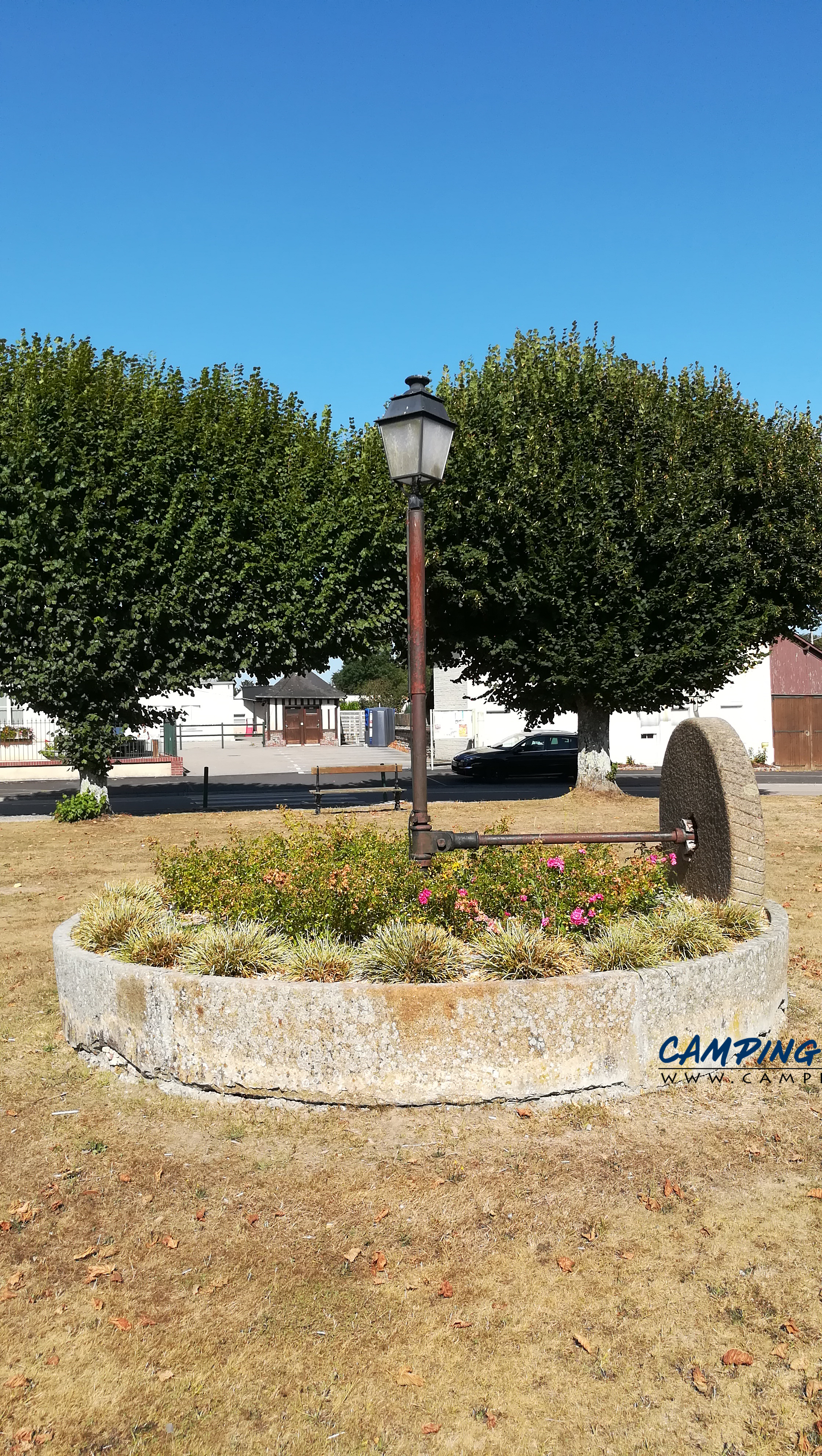 aire services camping car Campigny Eure Normandie