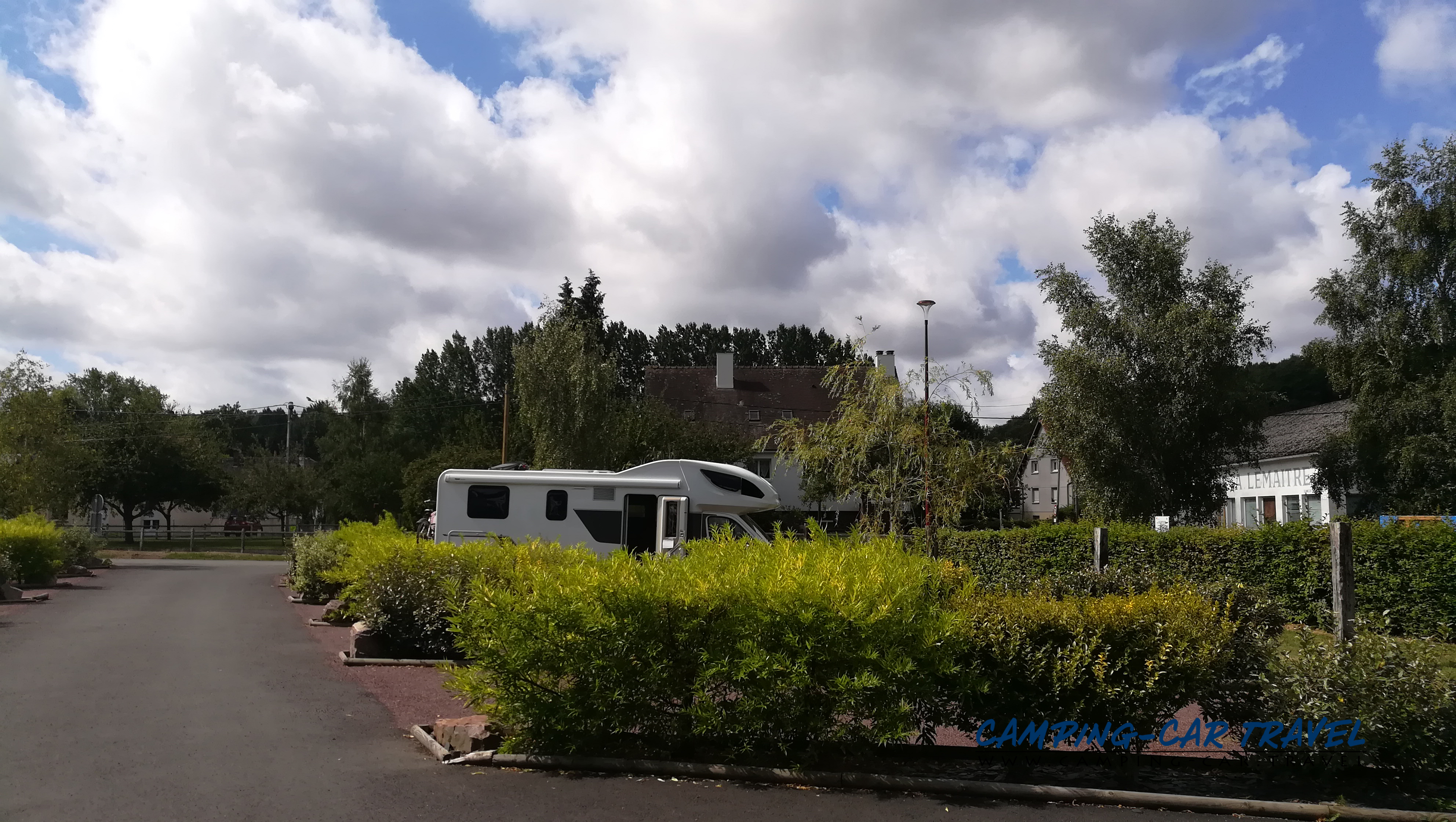 aire services camping car Cormeilles Eure Normandie