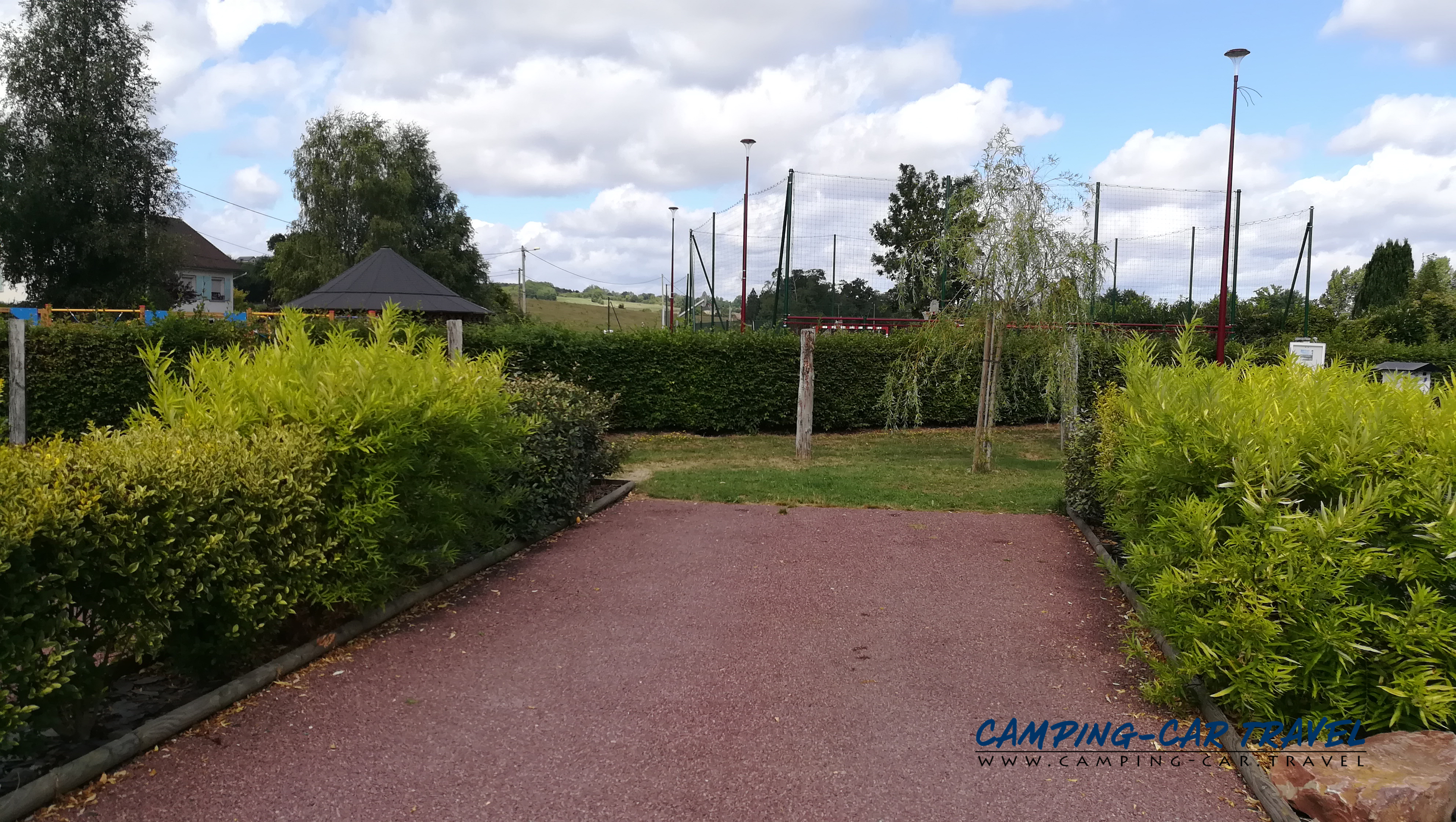 aire services camping car Cormeilles Eure Normandie