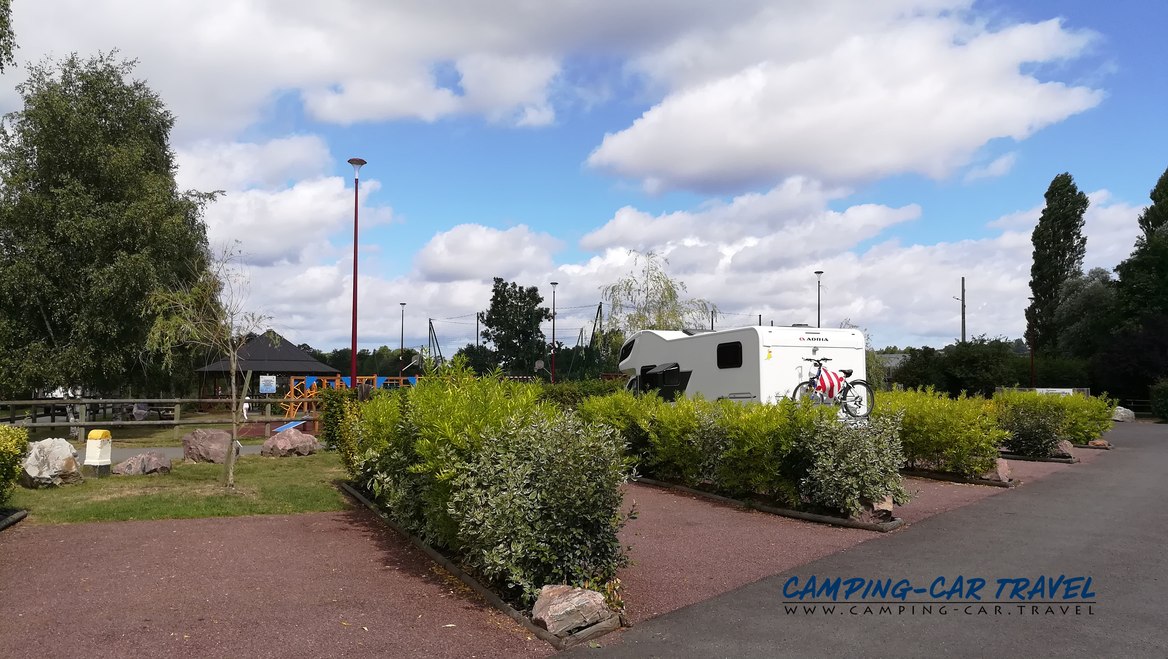 aire services camping car Cormeilles Eure Normandie