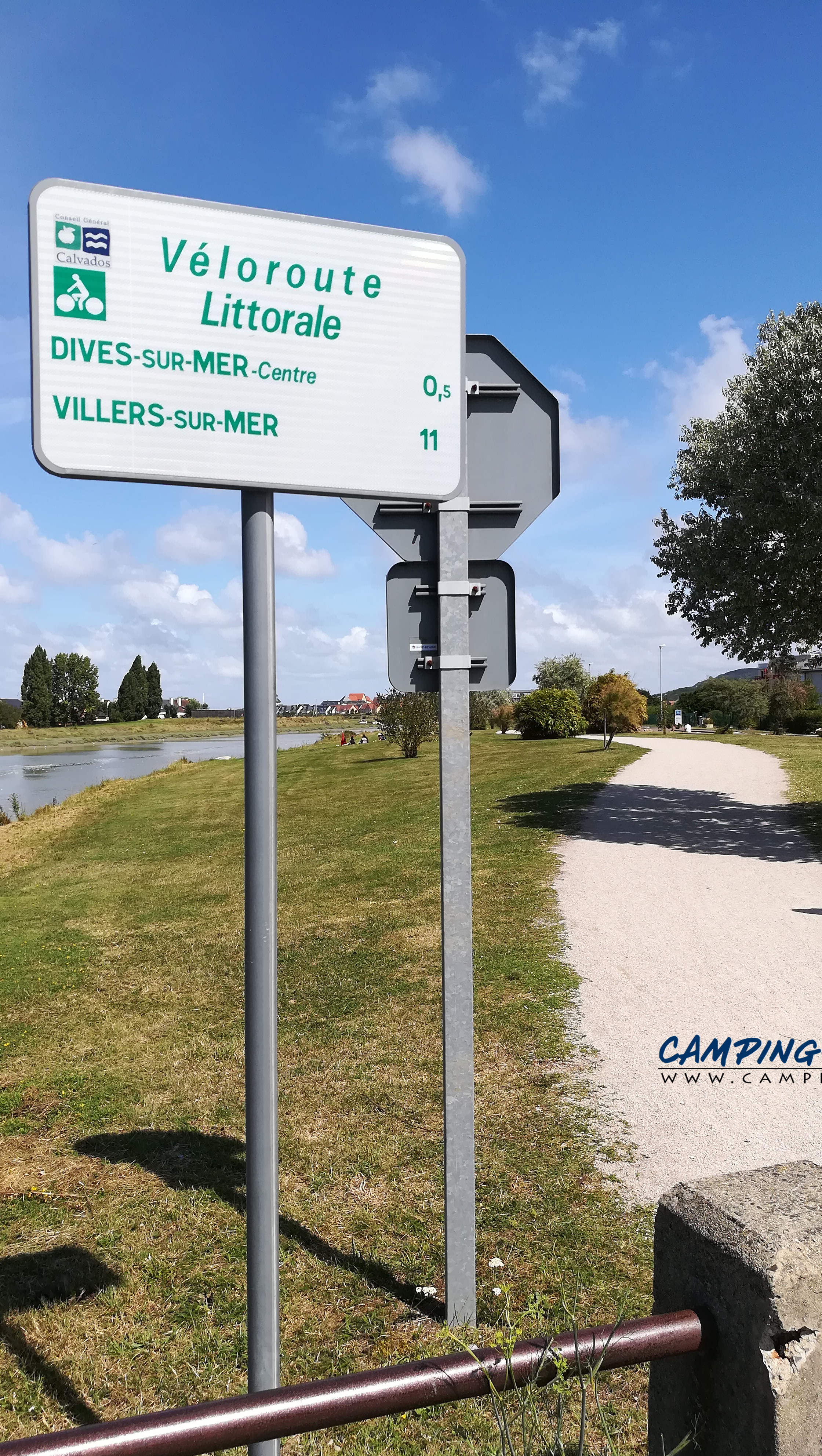 aire services camping car Dives-sur-Mer Calvados Normandie