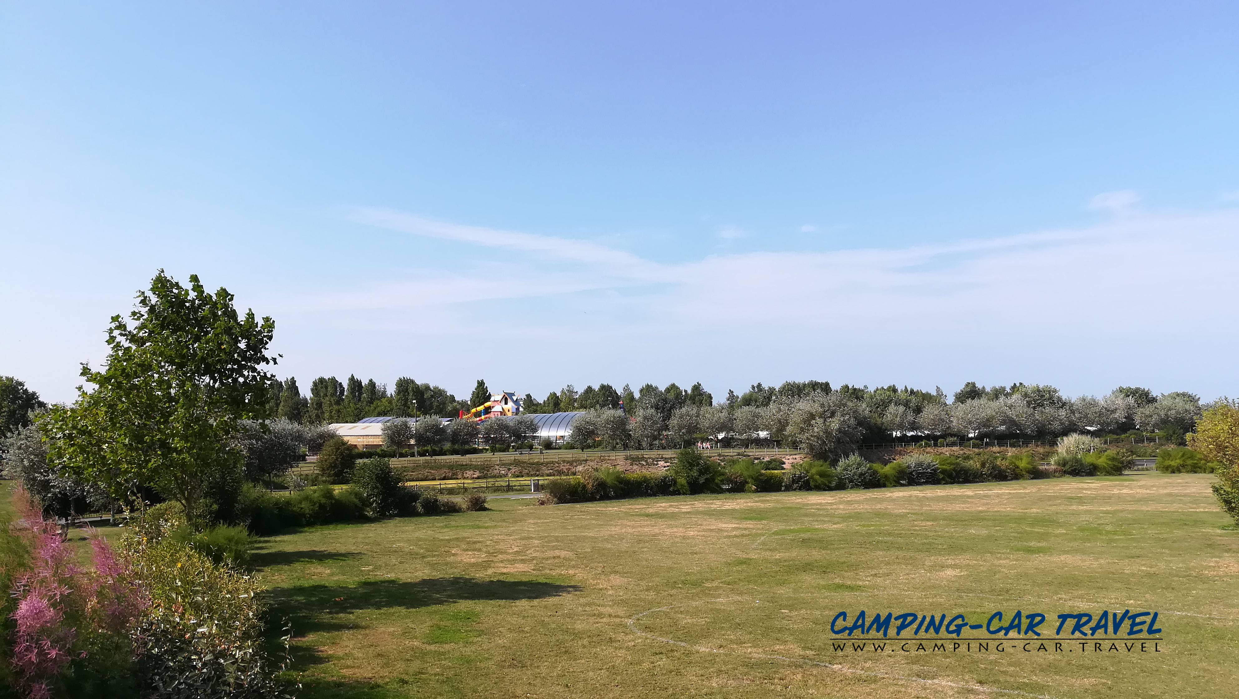 aire services camping car Courseulles-sur-Mer Calvados Normandie