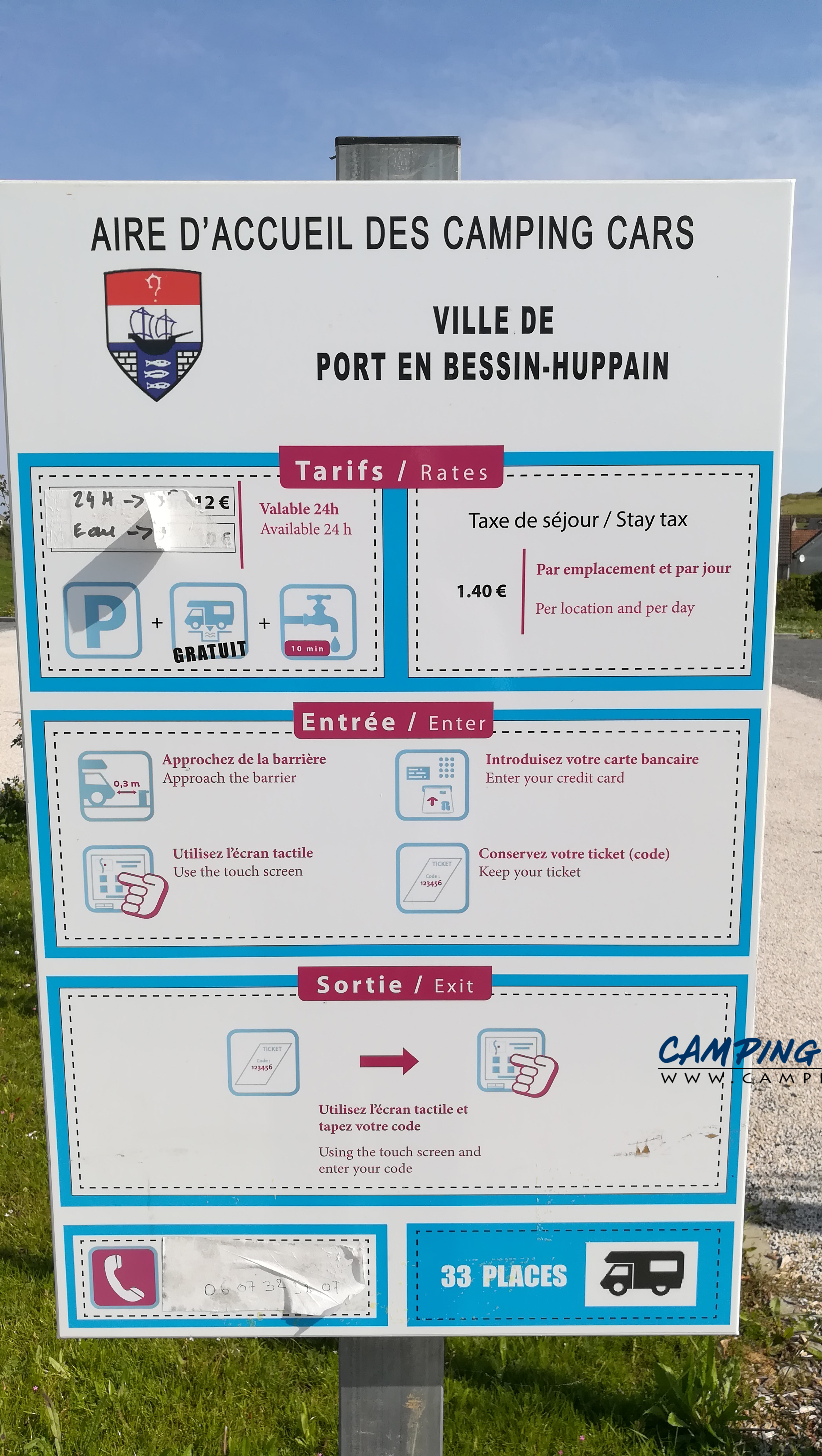 aire services camping cars Port-en-Bessin-Huppain Calvados Normandie