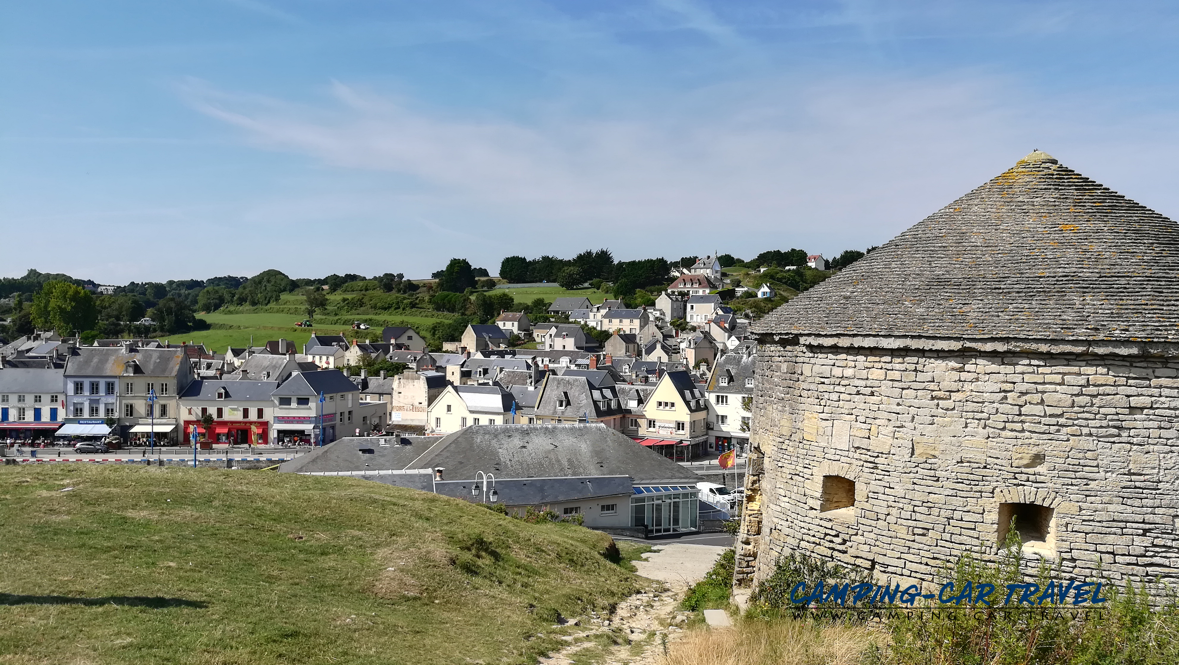 aire services camping cars Port-en-Bessin-Huppain Calvados Normandie