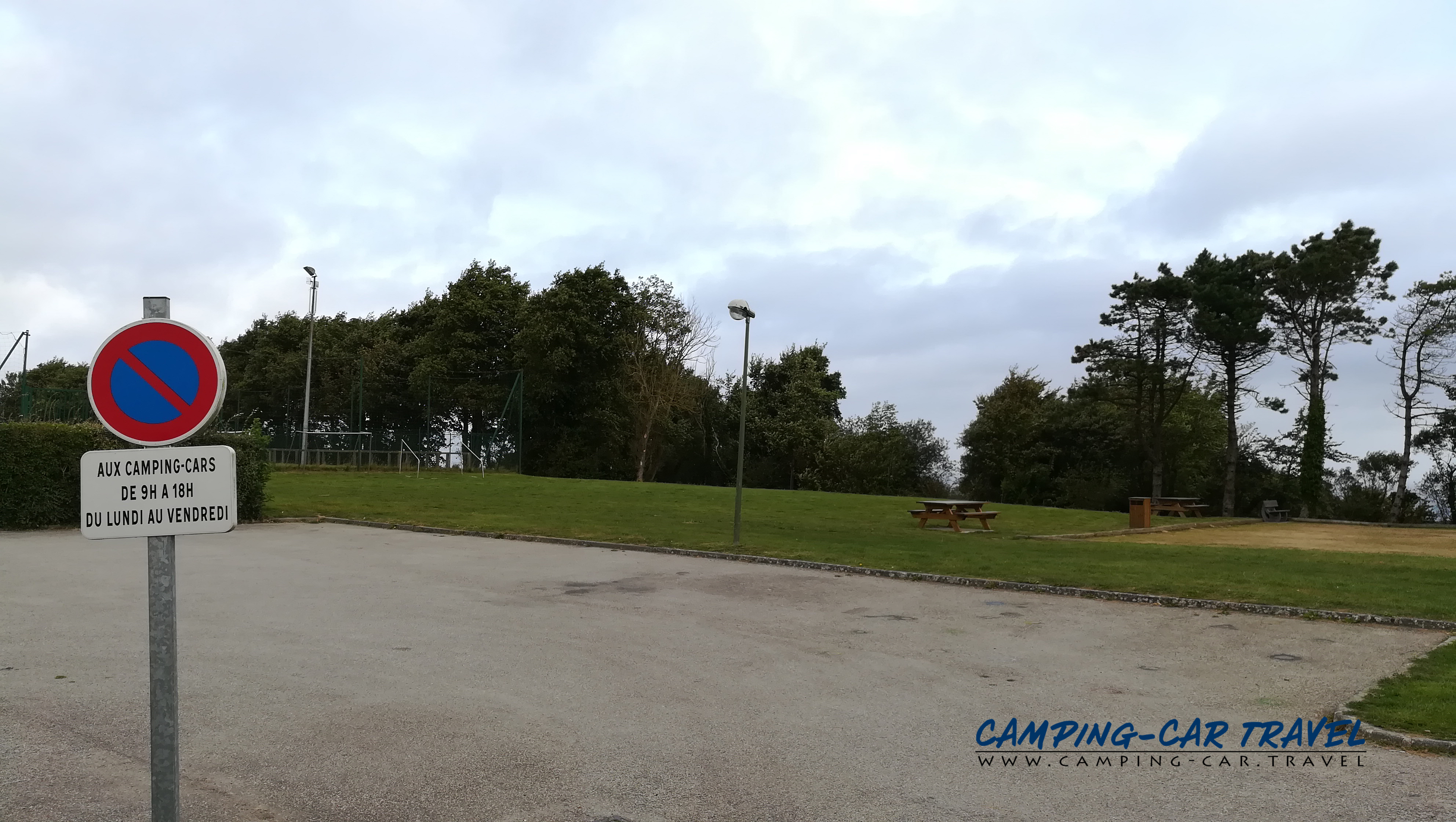 aire services camping car Greville-Hague Manche Normandie