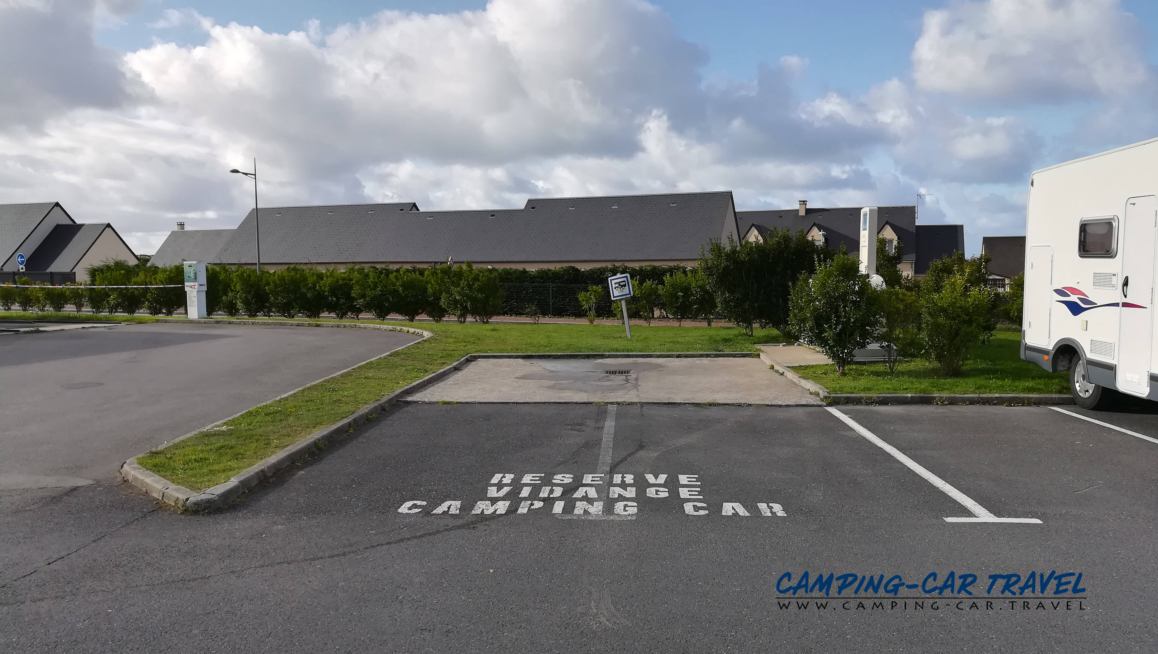 aire services camping car Beaumont-Hague Manche Normandie