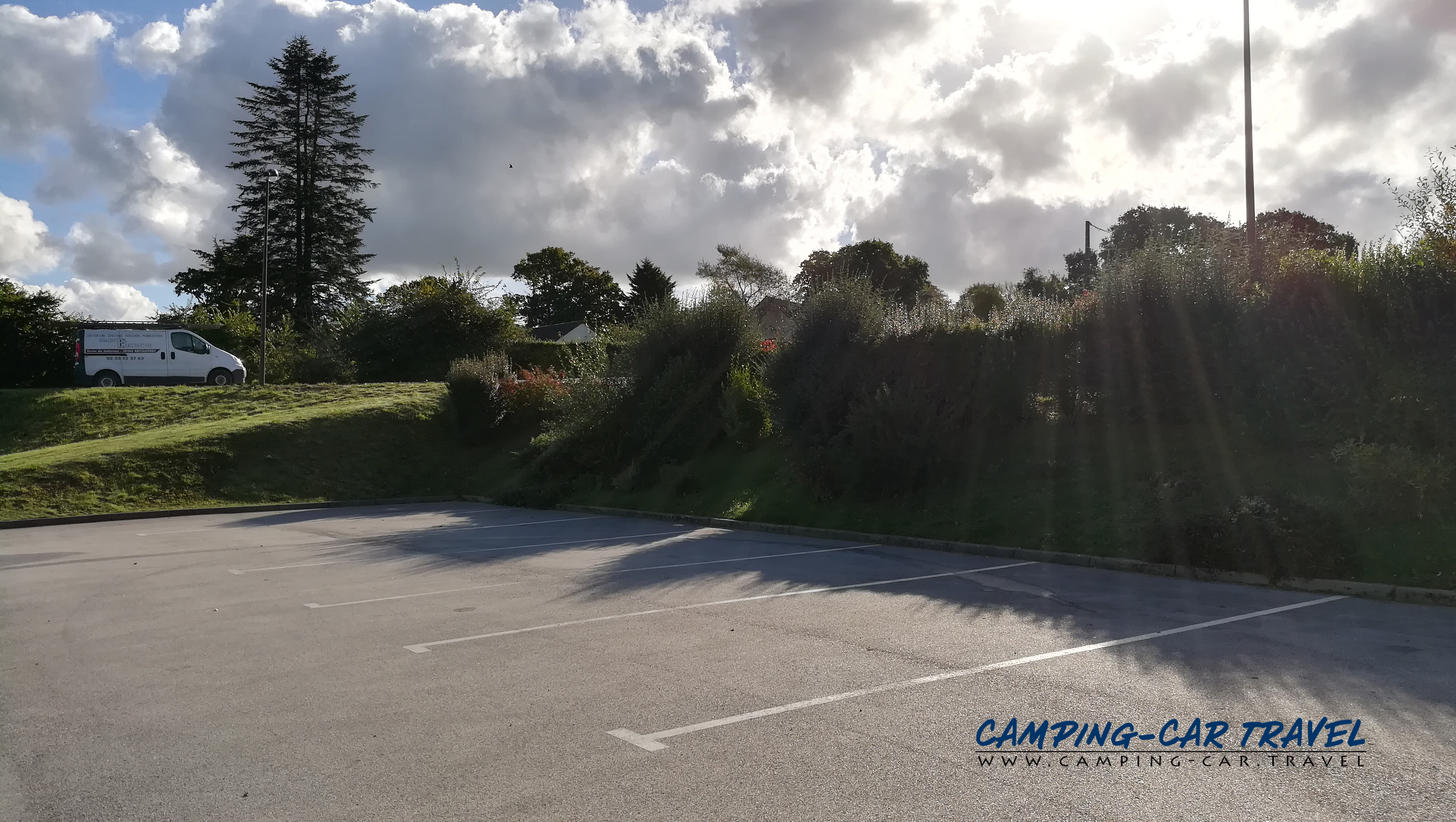 aire services camping car Rauville-la-Bigot Manche Normandie