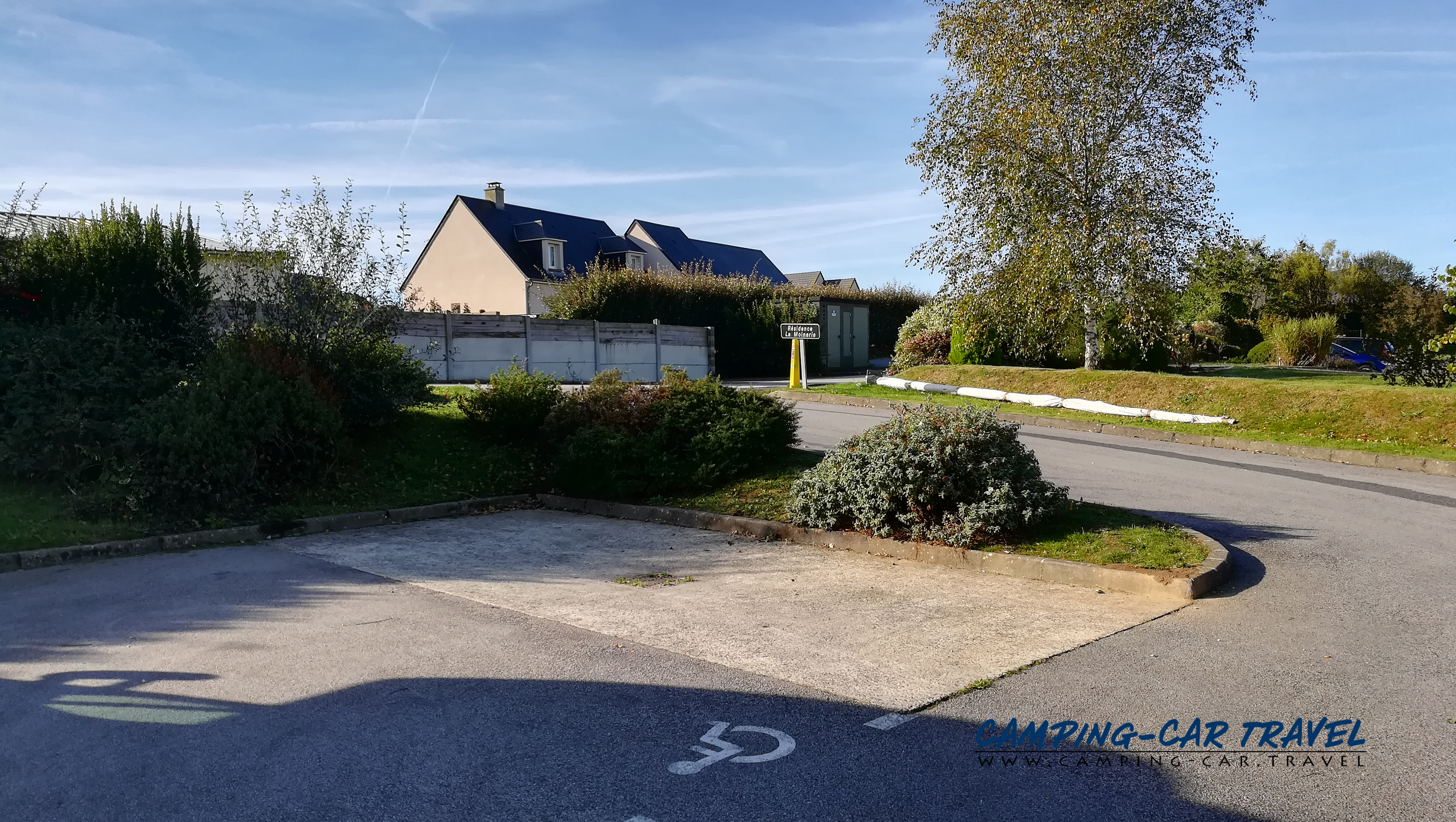 aire services camping car Rauville-la-Bigot Manche Normandie