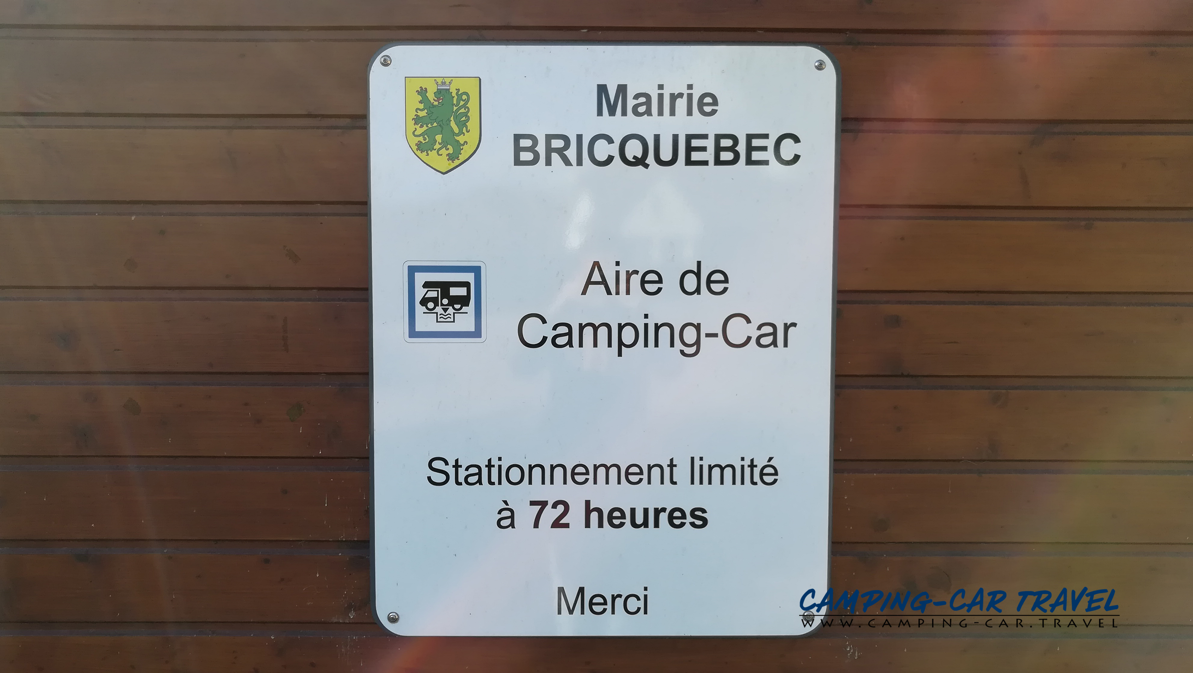 aire services camping car Bricquebec Manche Normandie