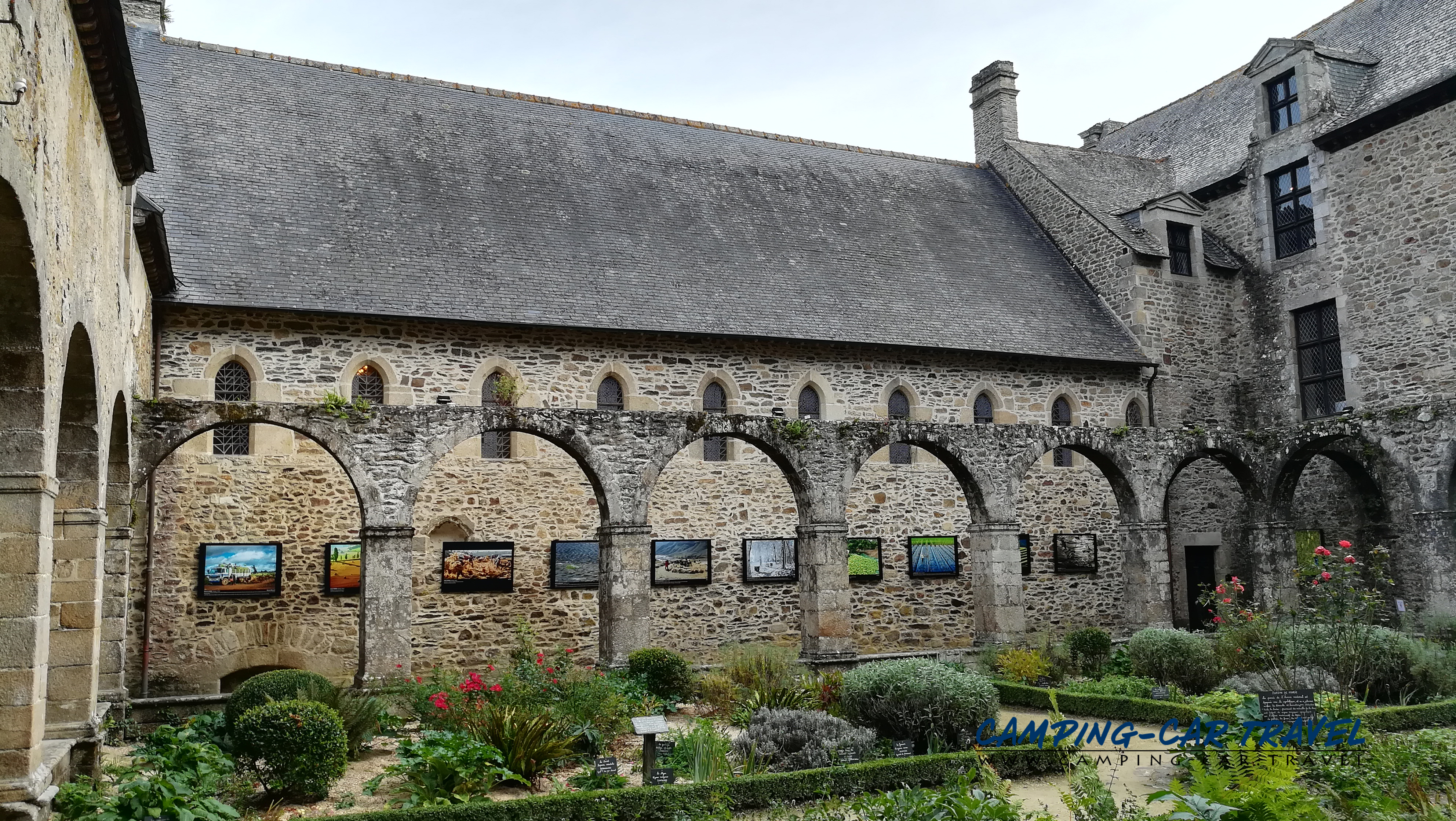 aire services camping car Léhon Dinan Côte-d'Armor Bretagne