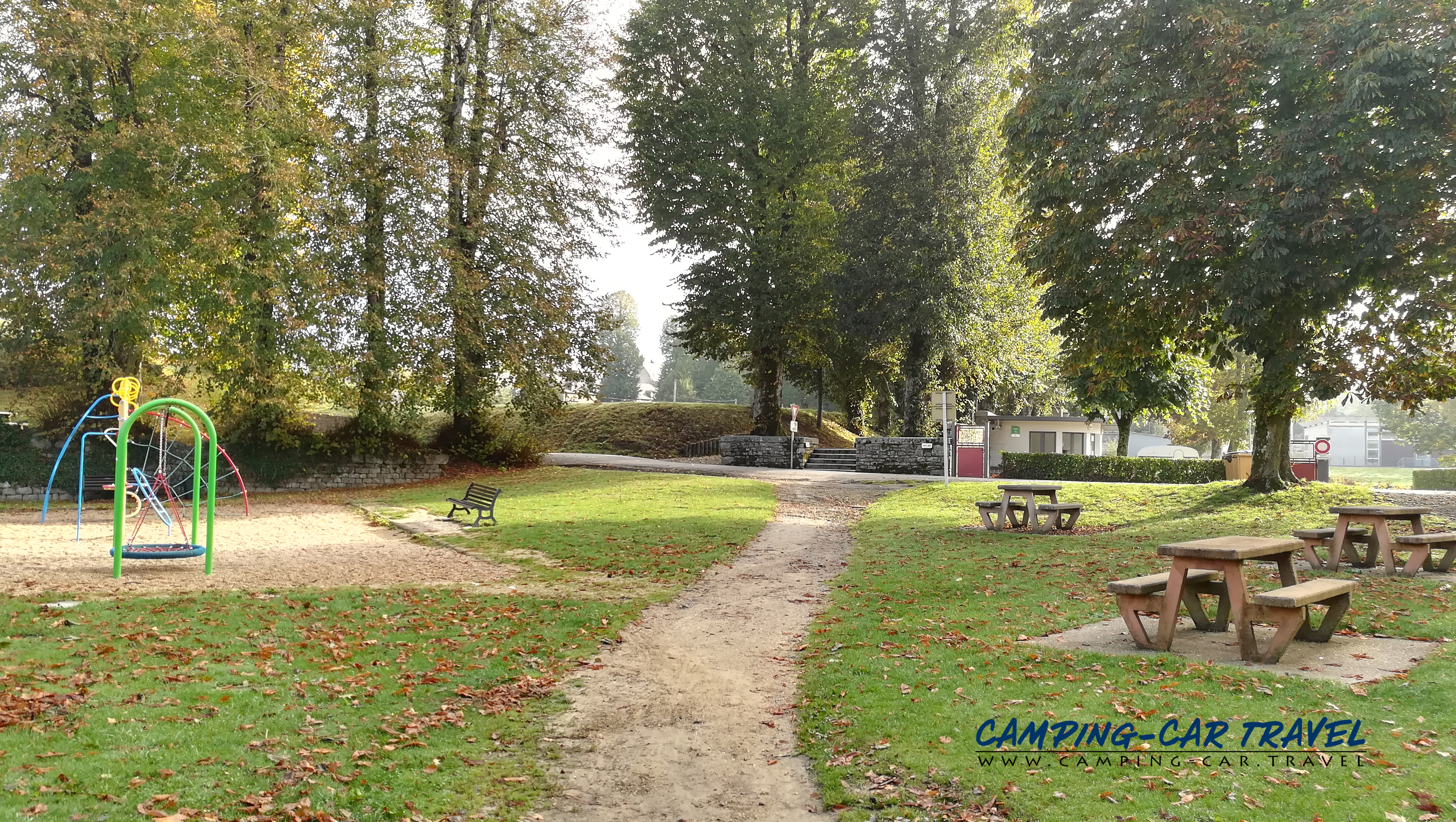 aire services camping car Quintin Côte-d'Armor Bretagne