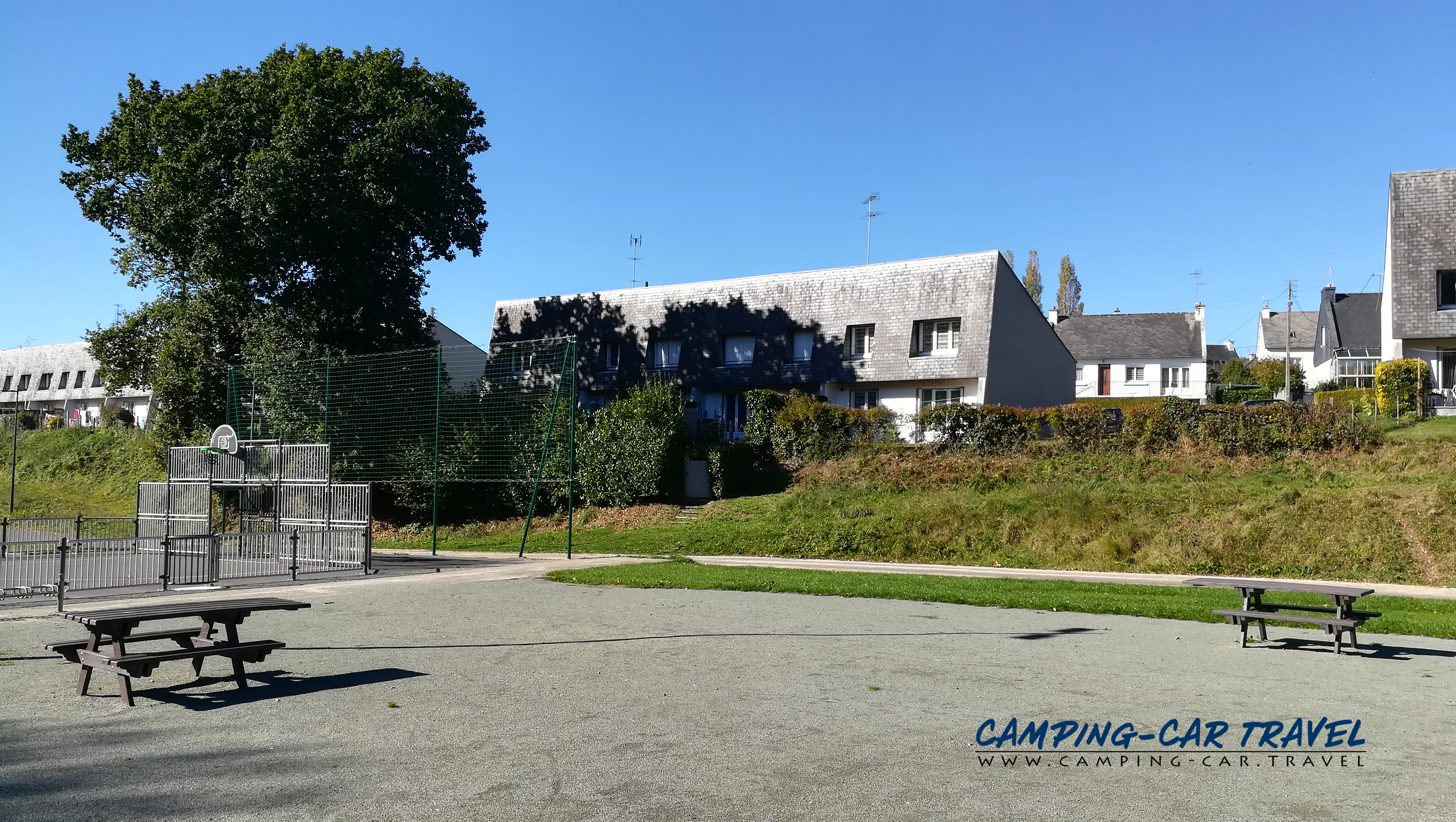 aire services camping car Callac Côtes-d'Armor Bretagne