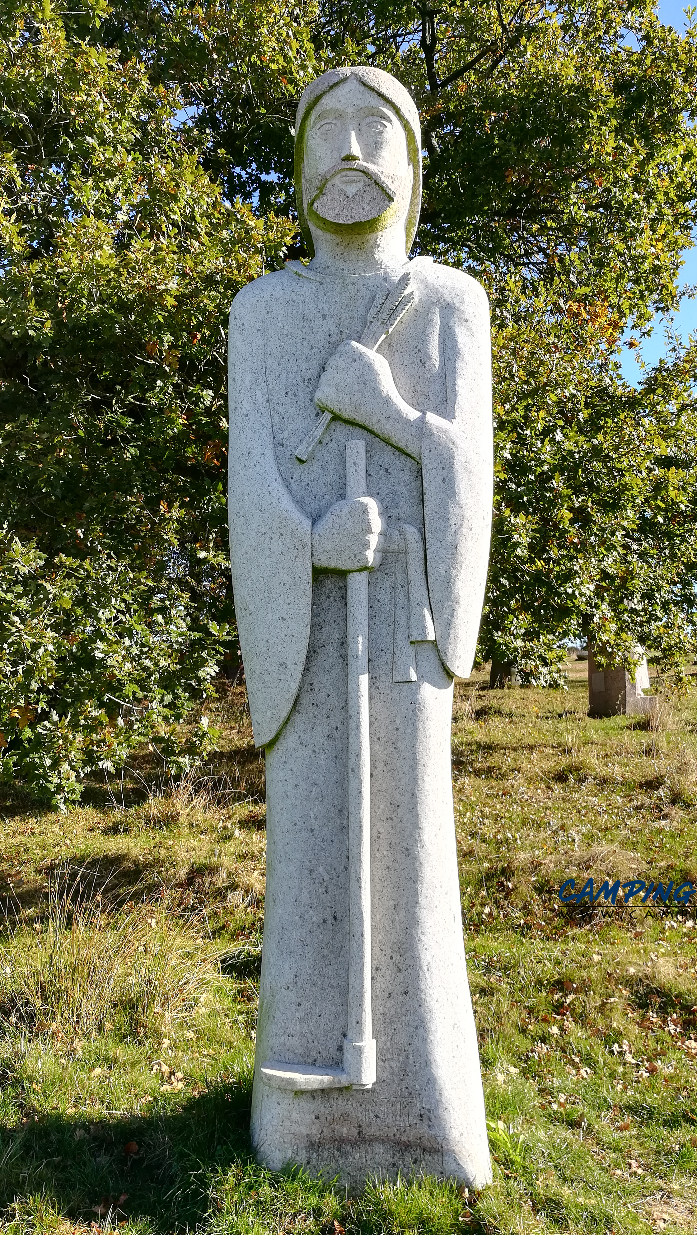 statues la vallée des saints colline de Quenequillec Finistère Bretagne