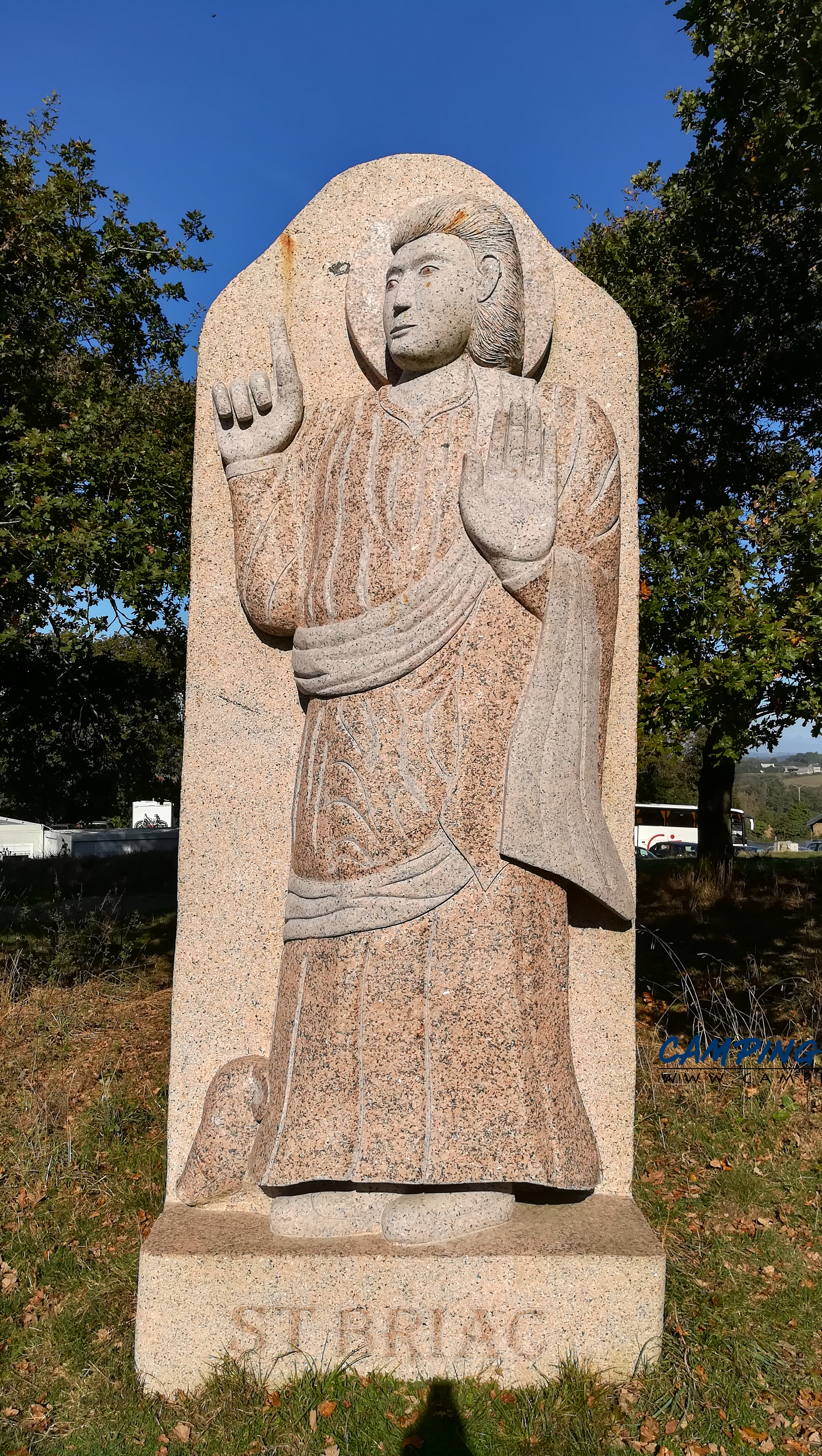 statues la vallée des saints colline de Quenequillec Finistère Bretagne