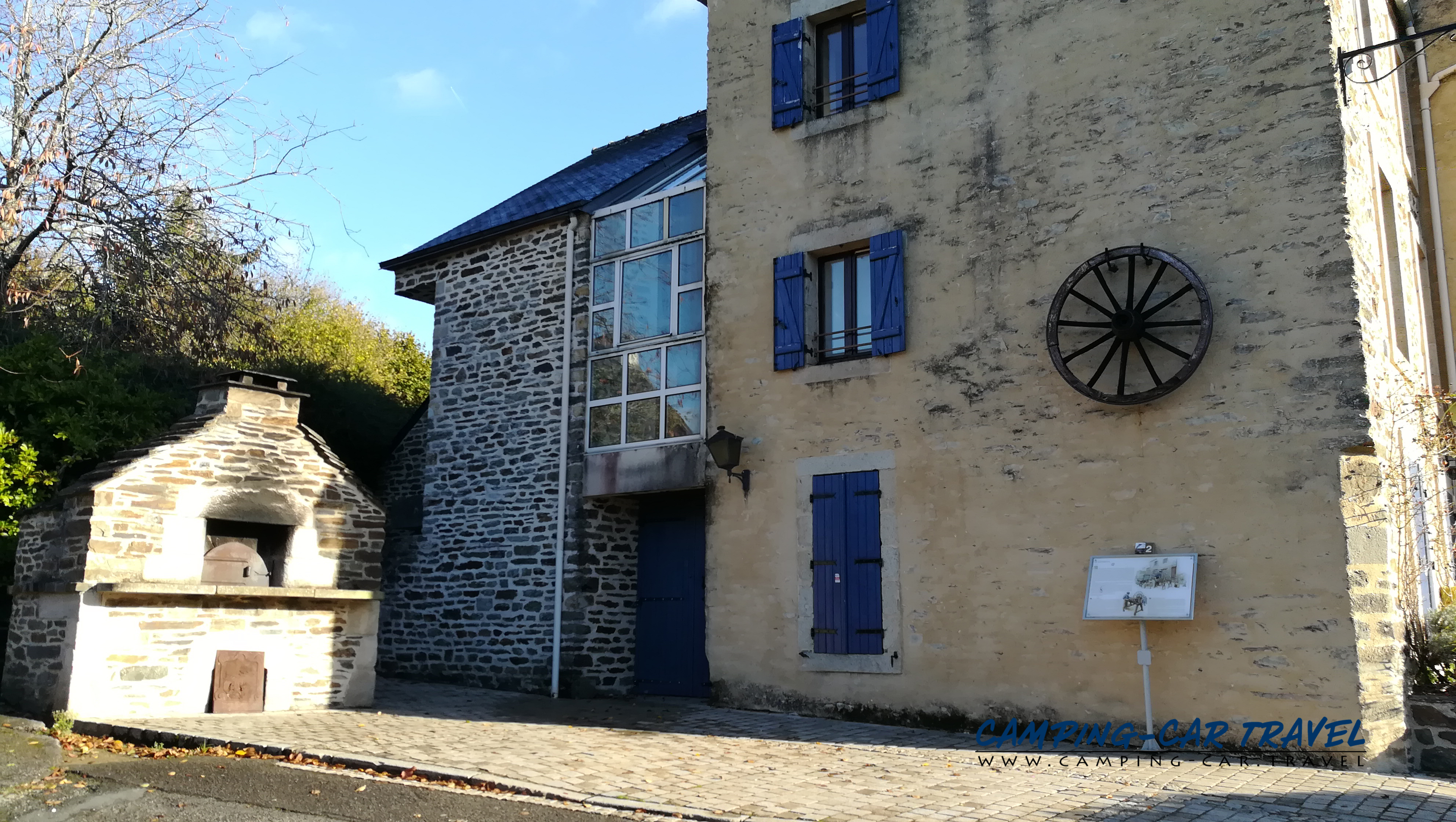 aire services camping car Lopérec Finistère Bretagne