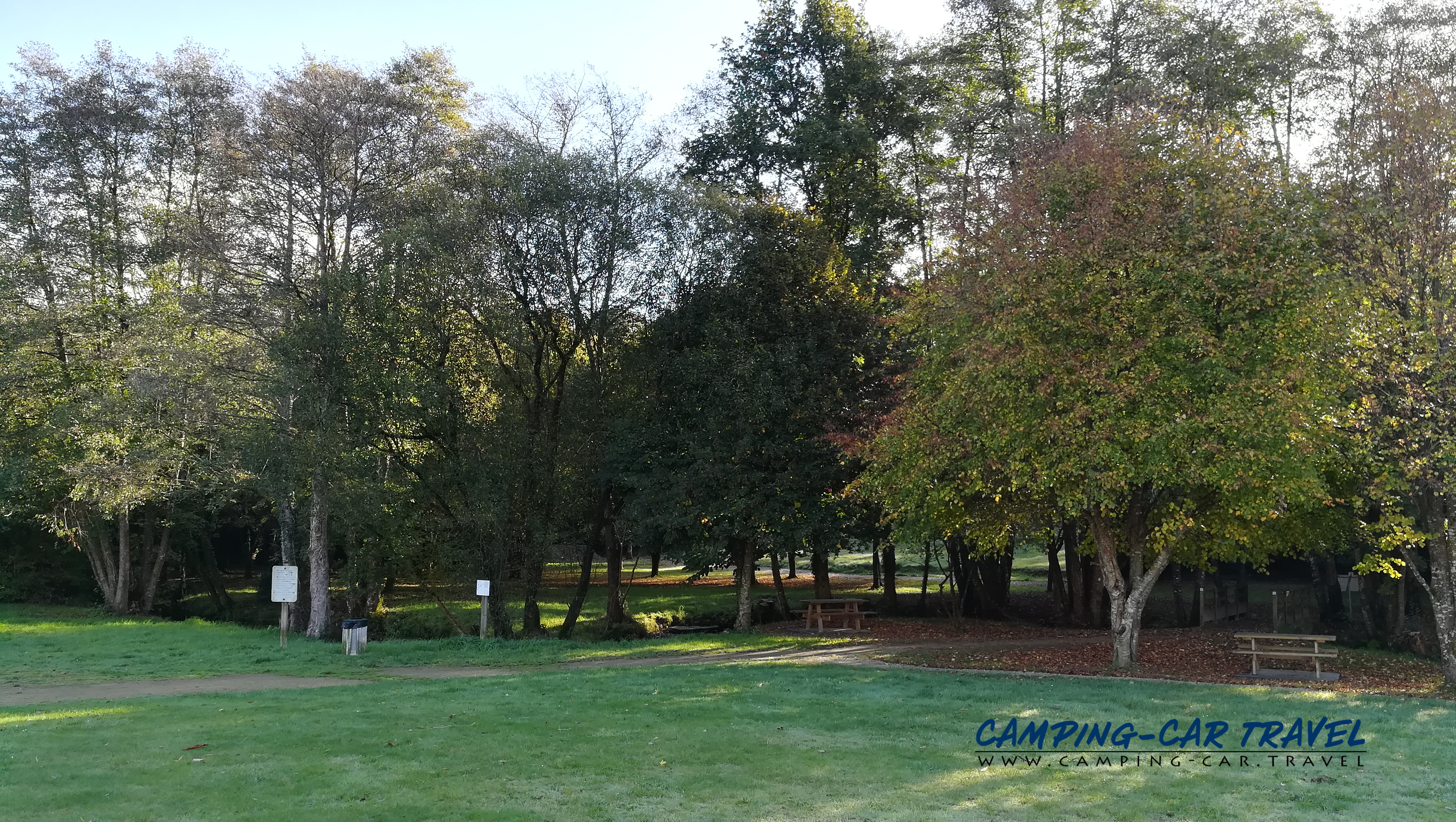 aire services camping car Lopérec Finistère Bretagne