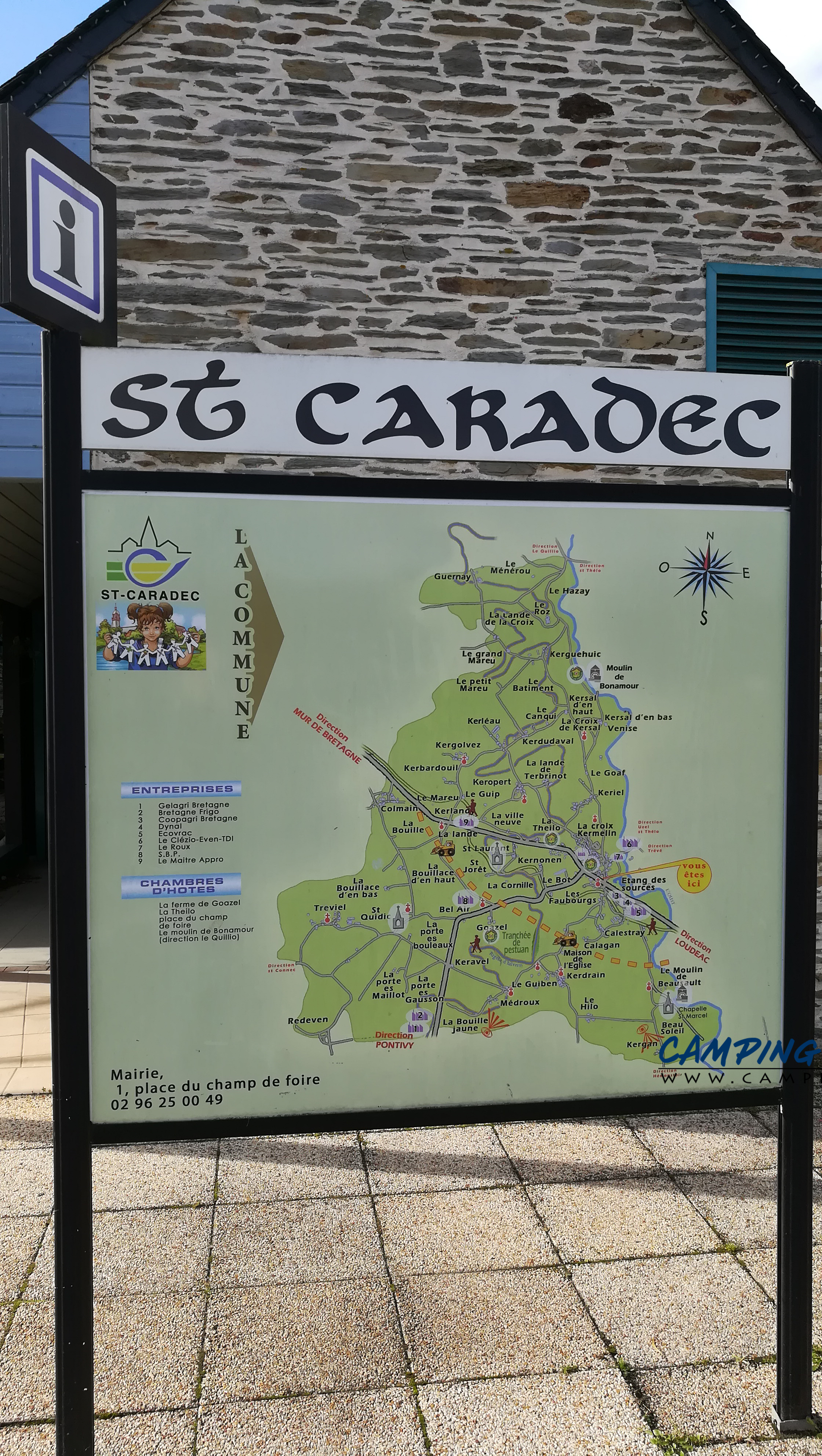aire de services camping-cars Saint-Caradec Côtes-d'Armor Bretagne