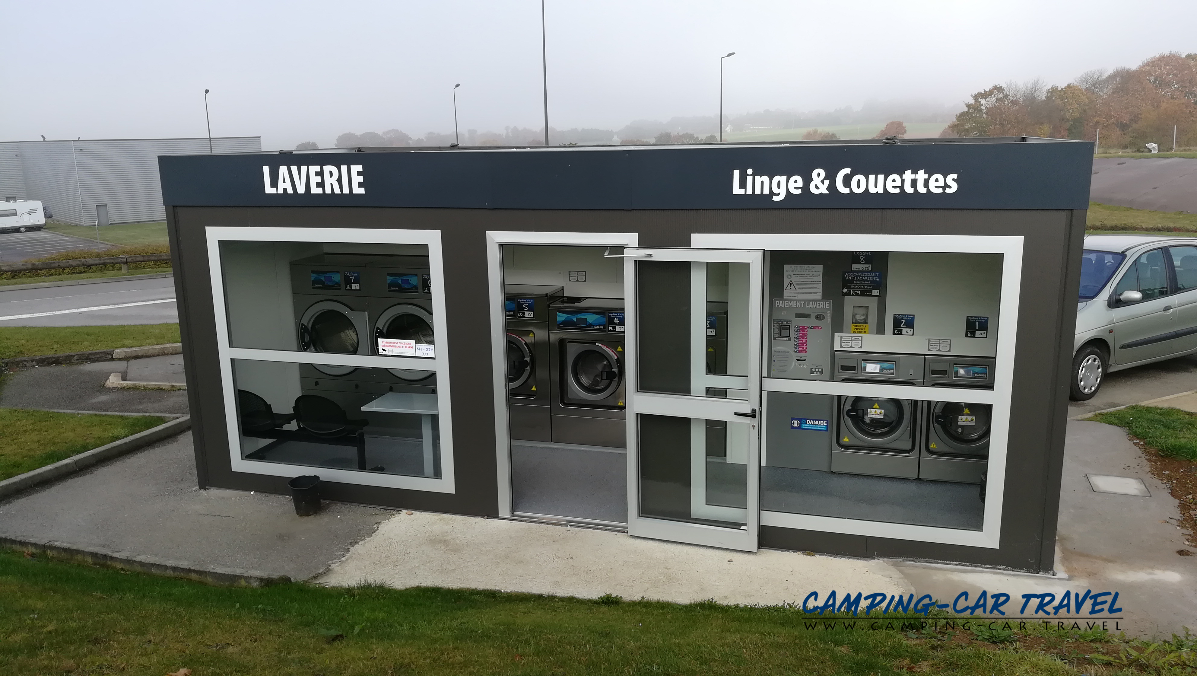 aire services camping car Loudéac Côtes-d'Armor Bretagne