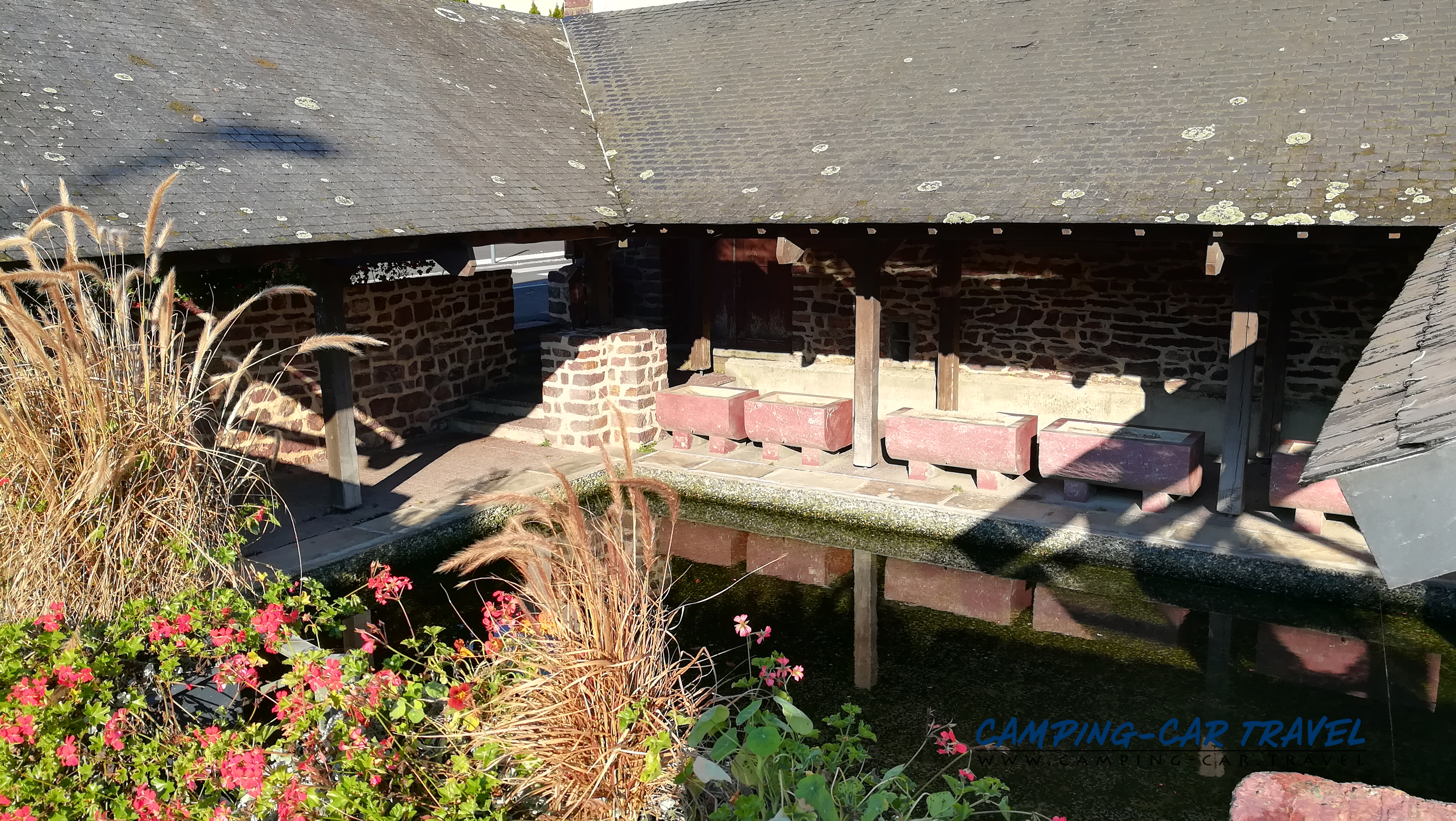 aire services camping car Saint-Méen-le-Grand Ille-et-Vilaine Bretagne