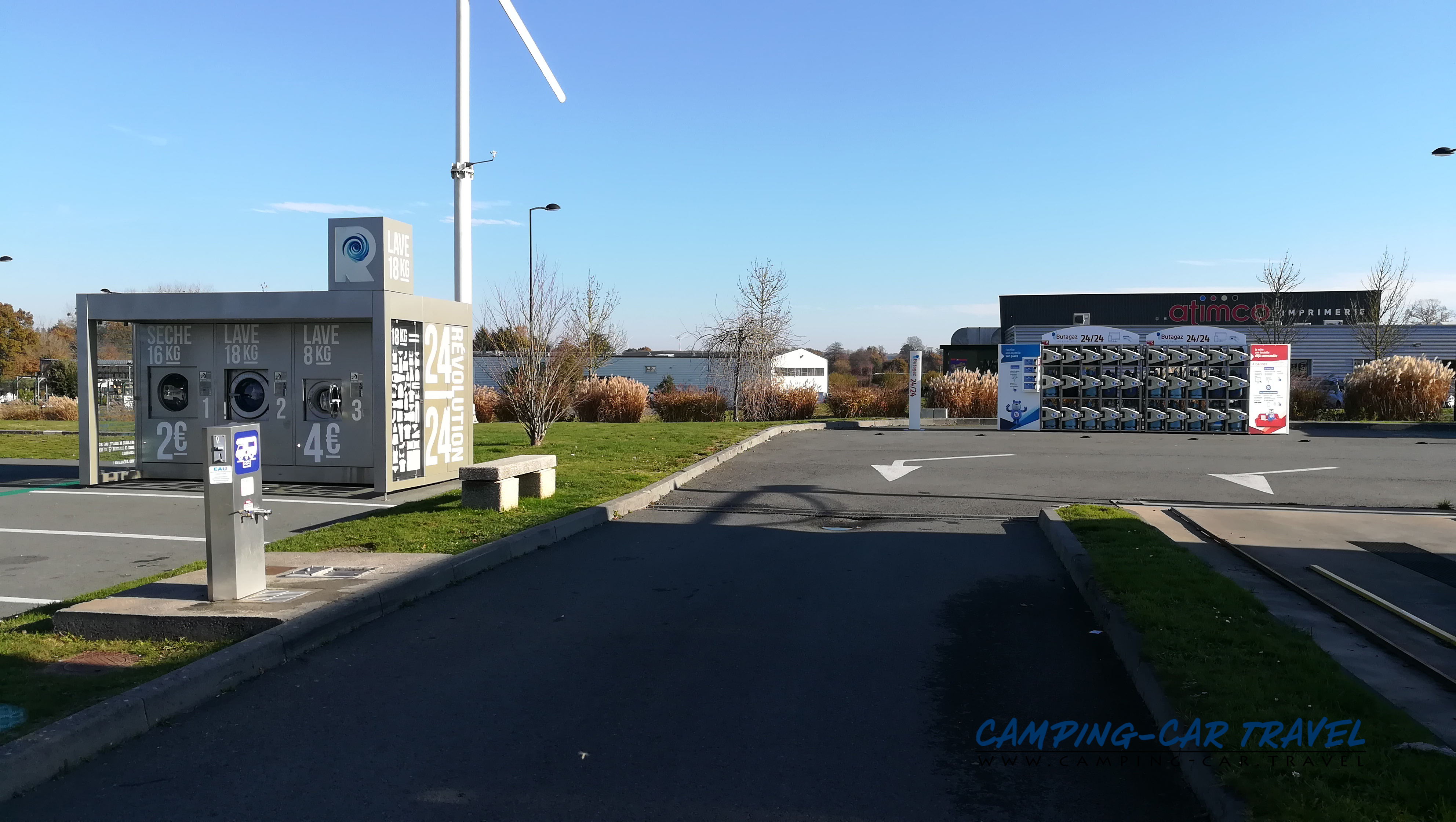 aire services camping car Combourg Ille-et-Vilaine Bretagne