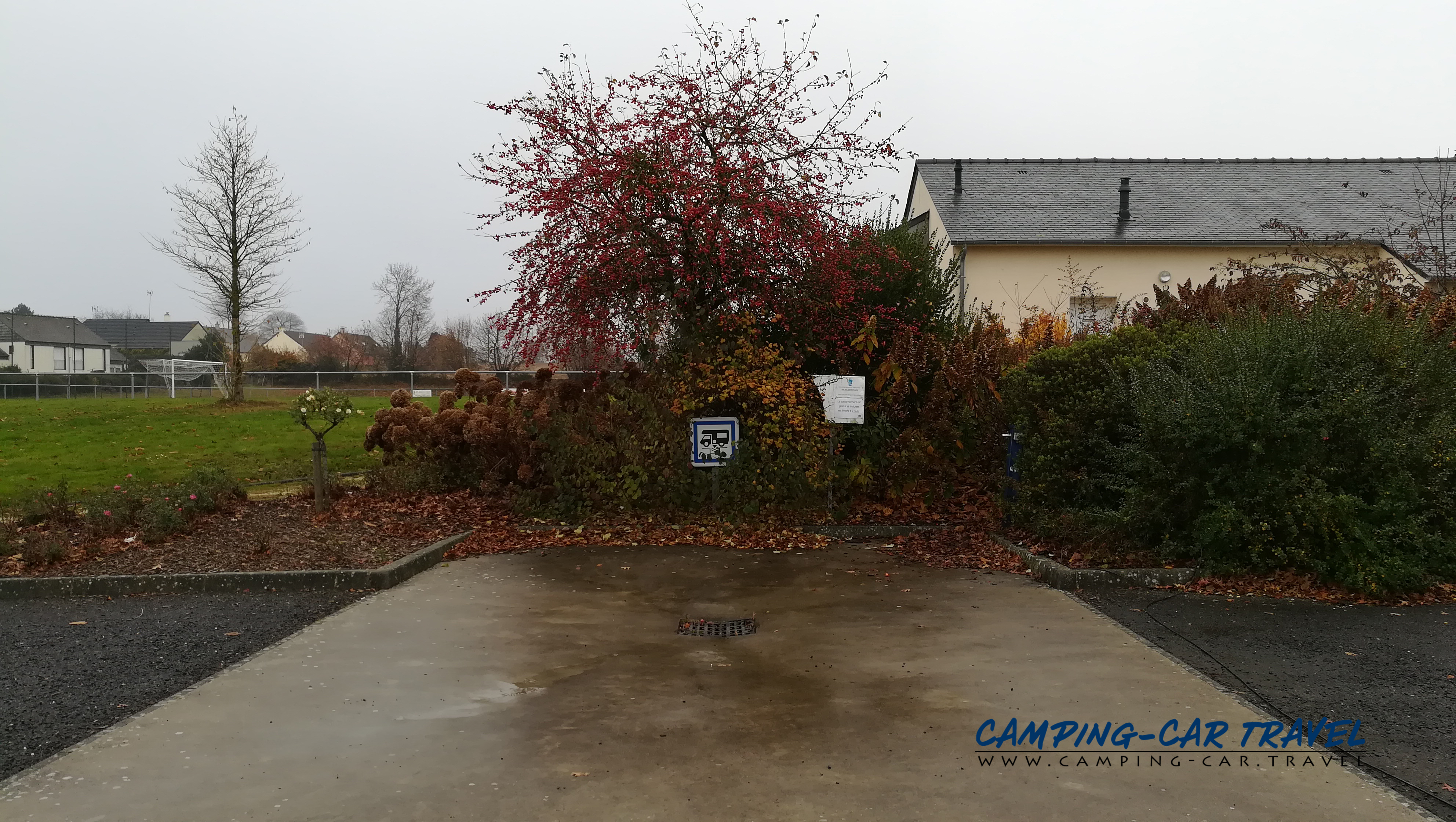 aire services camping car Landivy Mayenne Pays-de-la-Loire