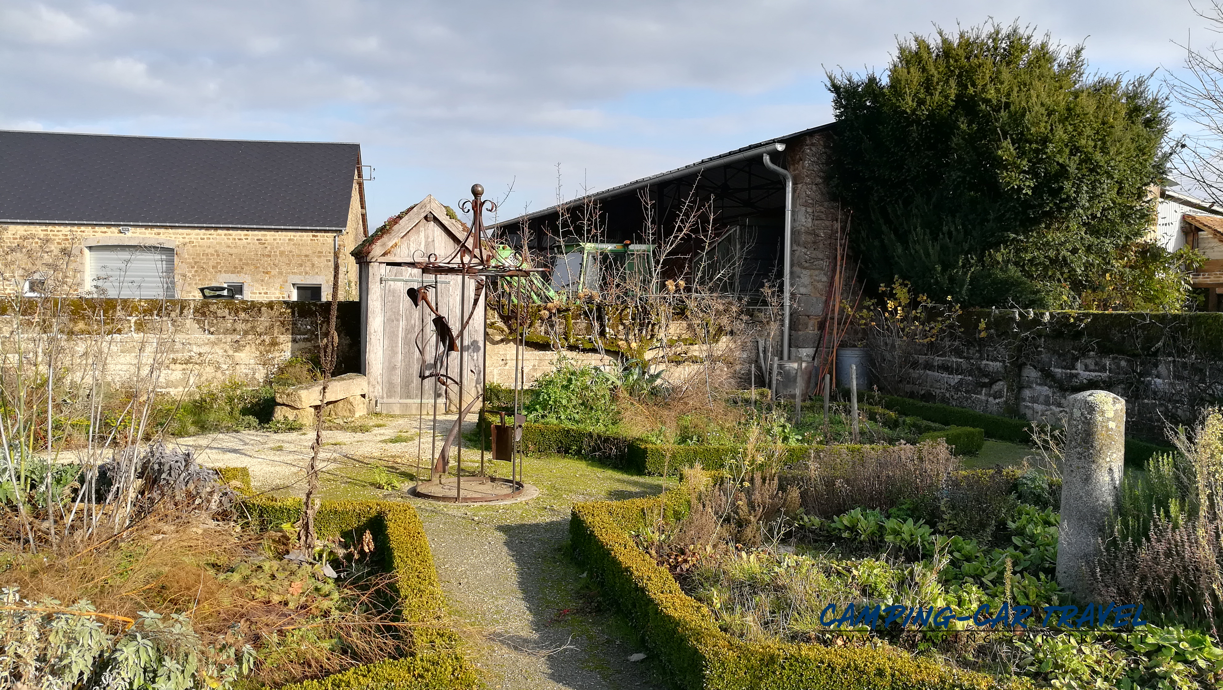 aire services camping car Ceaucé Orne Normandie