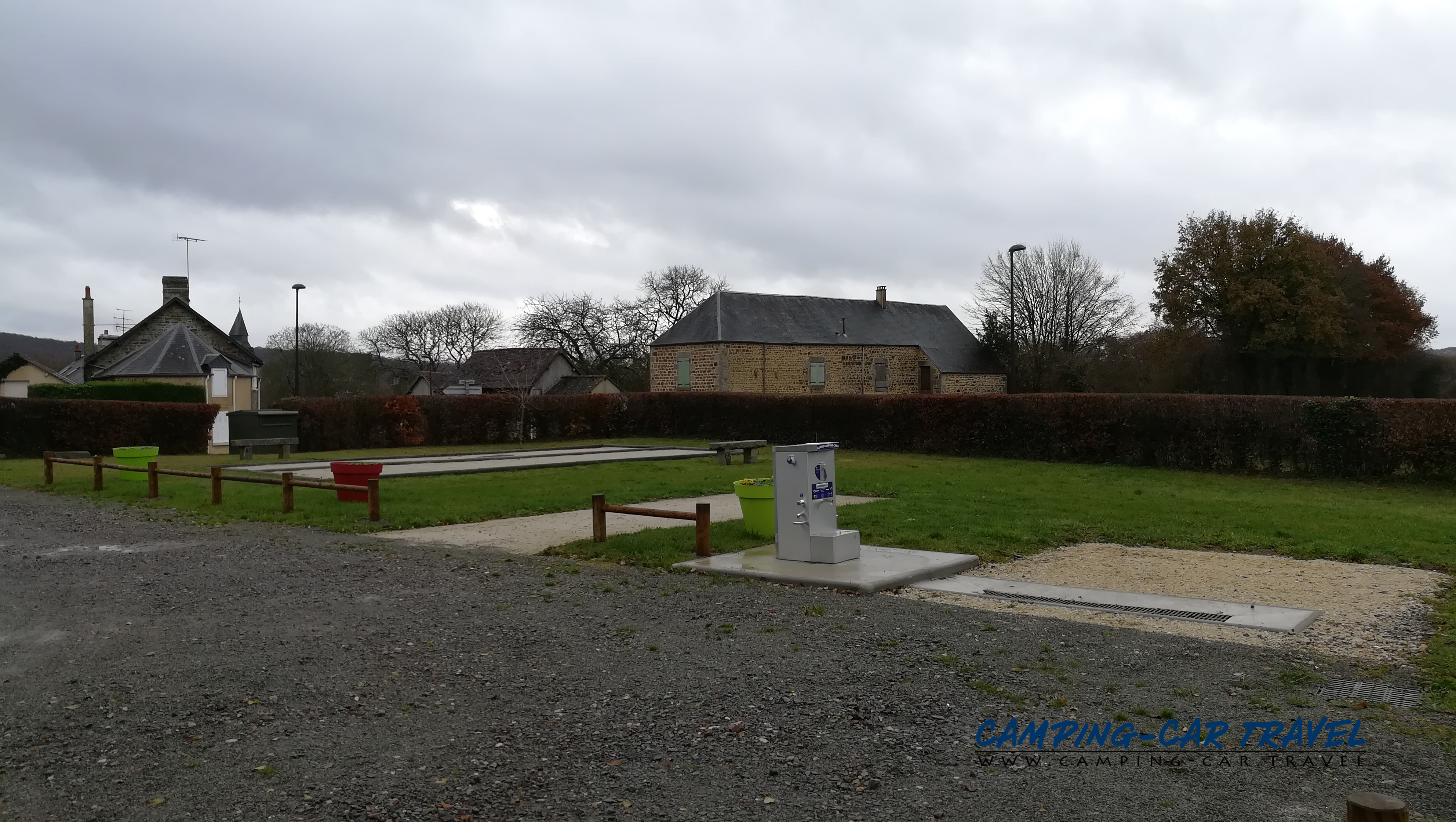 aire services camping car La Roche-Mabile Orne Normandie