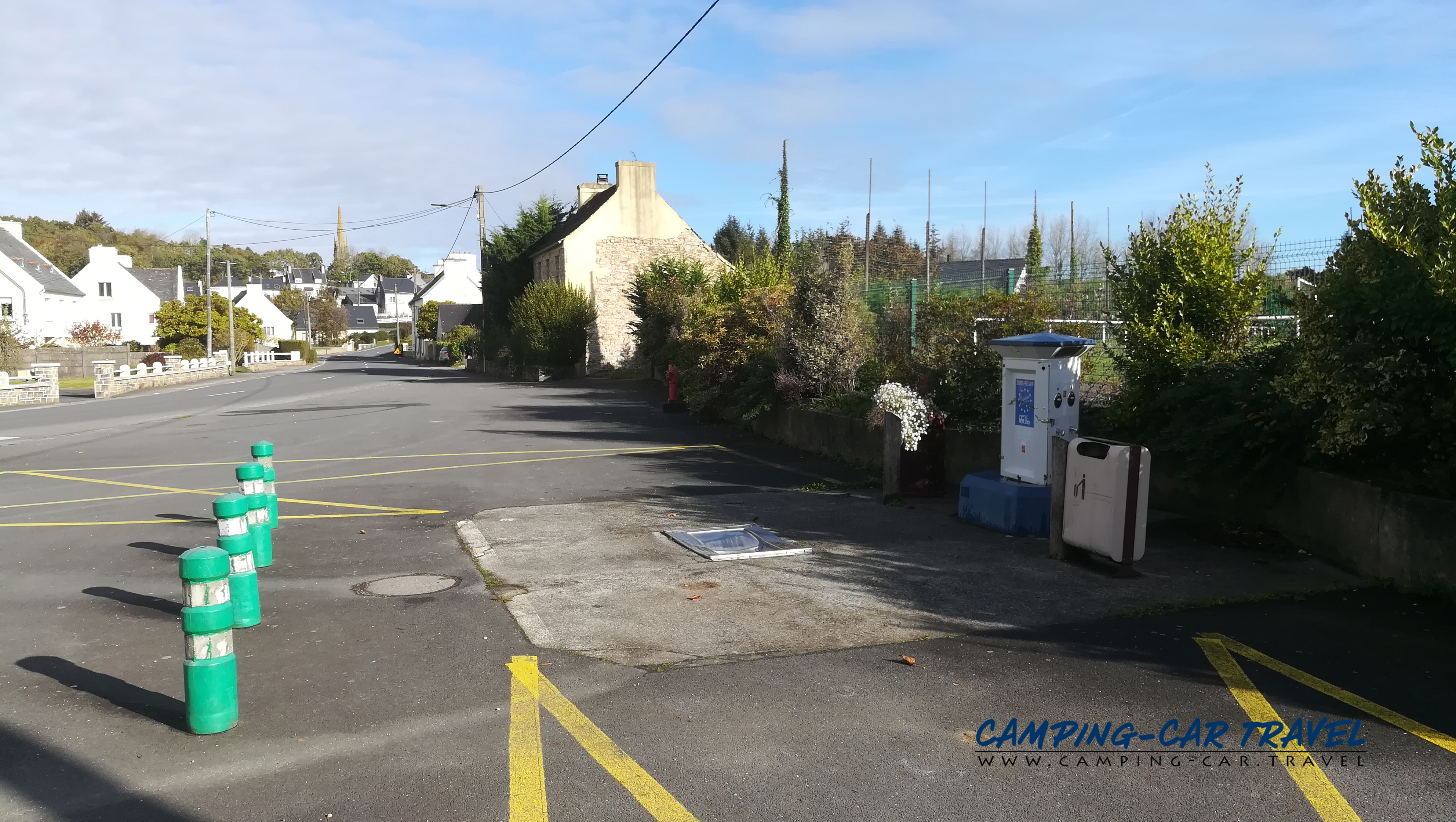 aire services camping car Sizun Finistère Bretagne