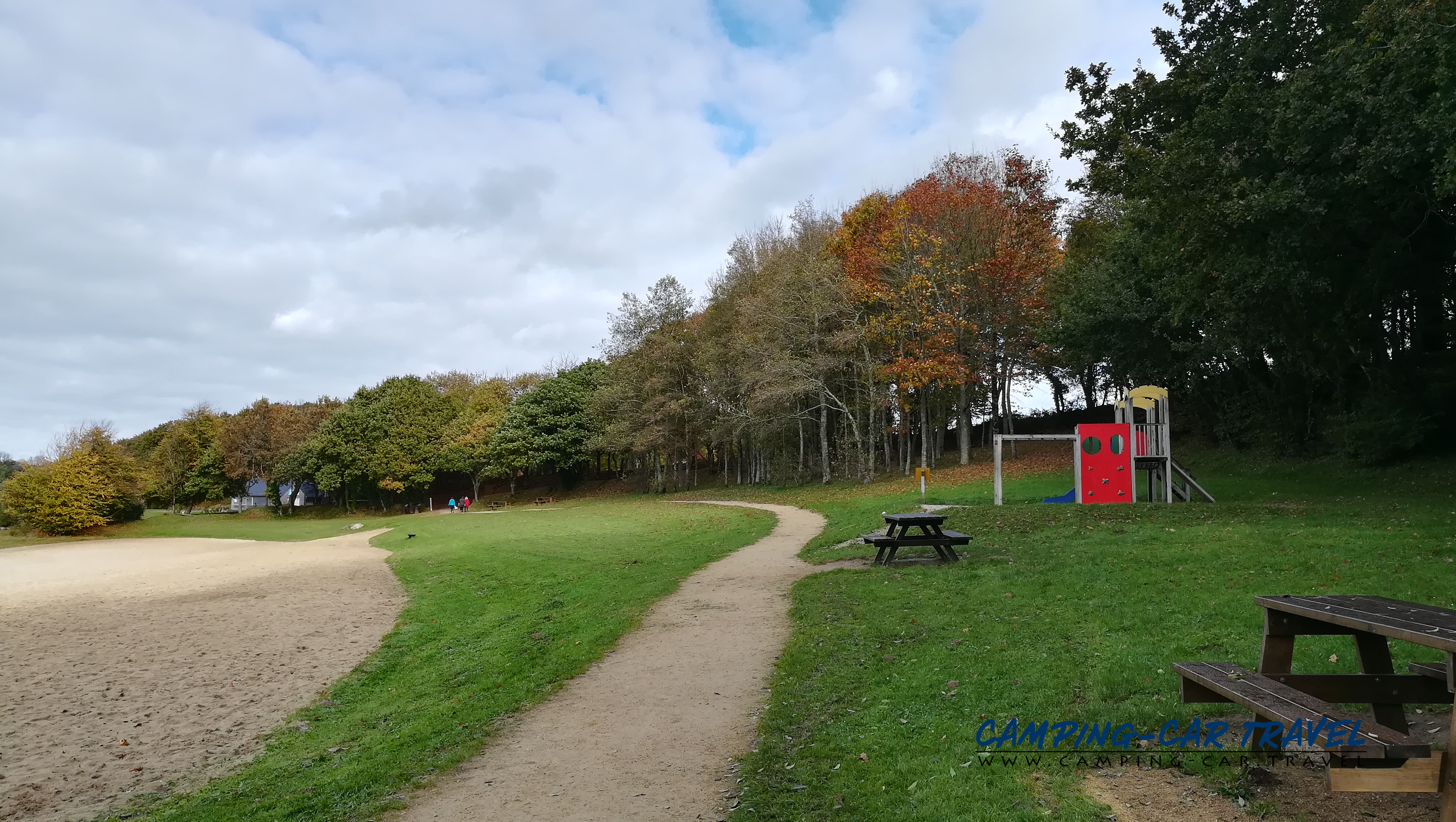 aire services camping car Sizun Finistère Bretagne