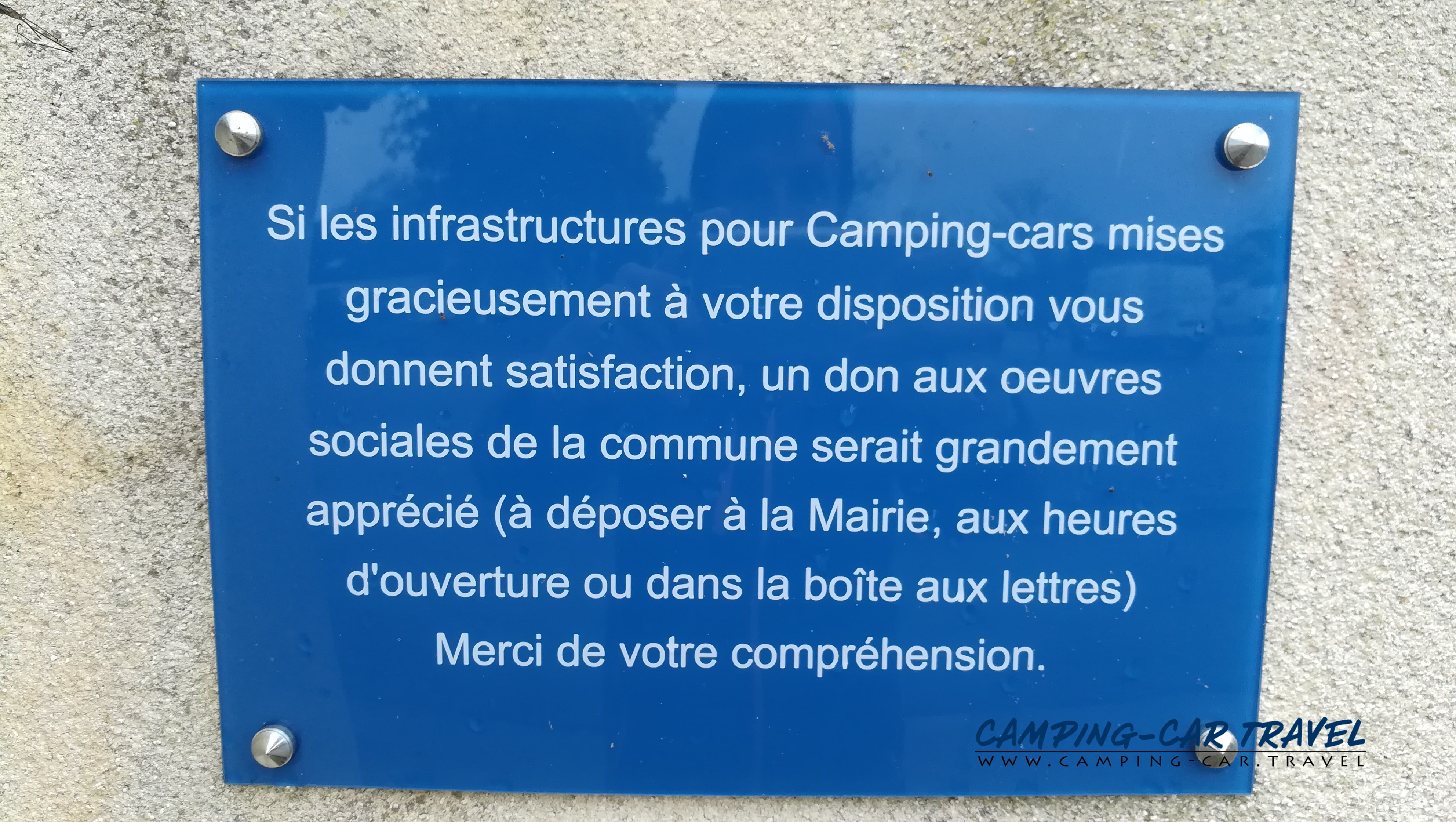 aire services camping car Cléden-Poher